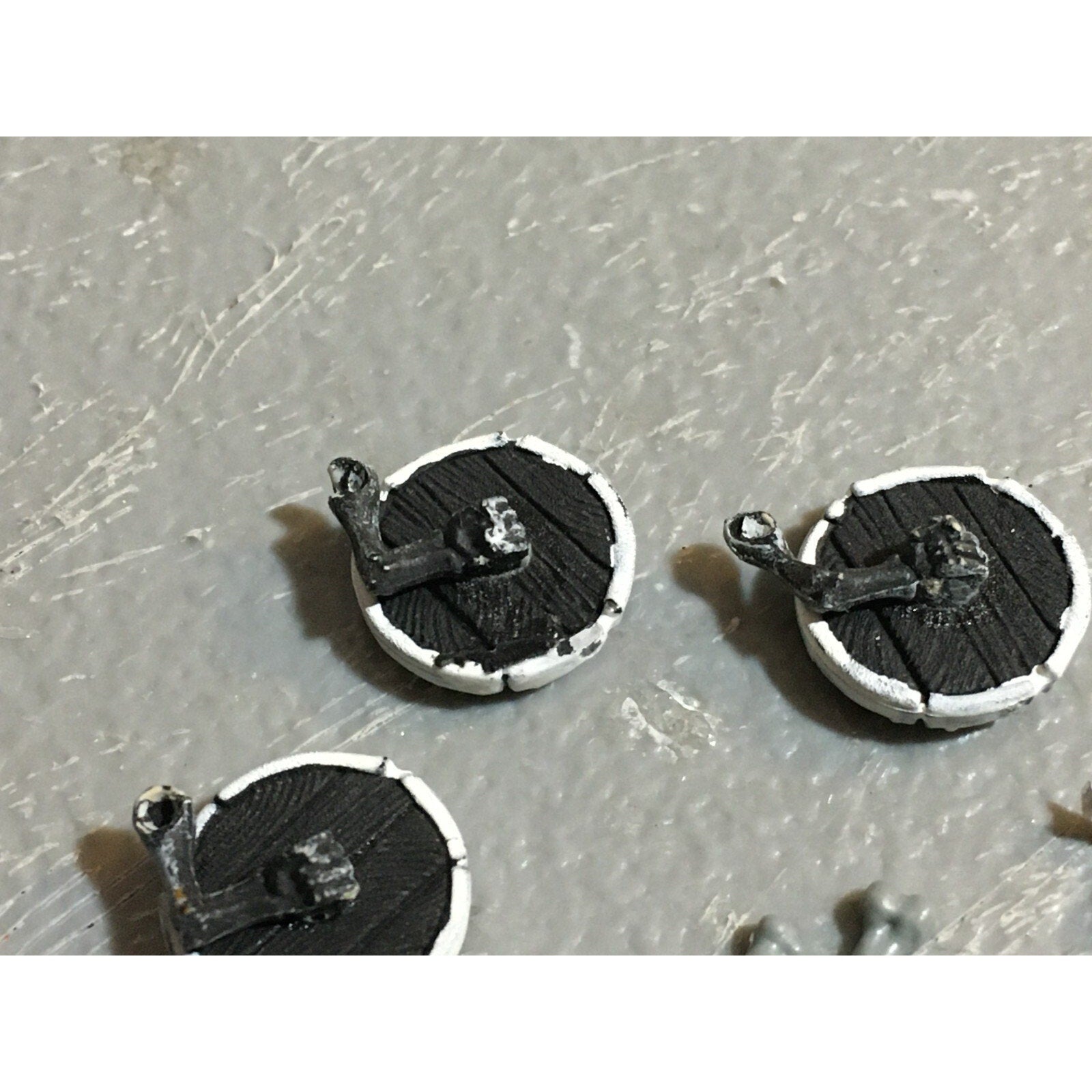 A23459 WARHAMMER FANTASY VAMPIRE COUNTS UNDEAD BITS LOT SHIELDS & ICONS GW
