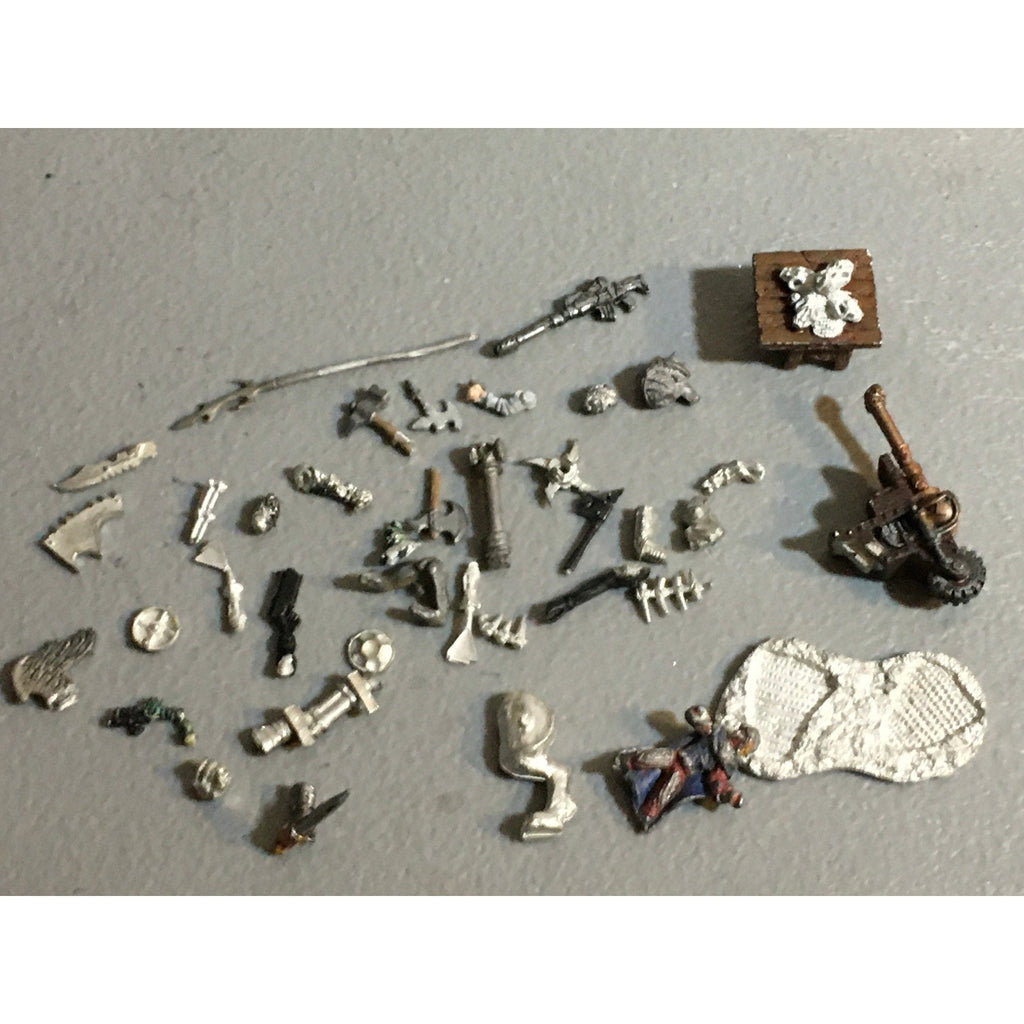 A32553 UNKNOWN MINIATURES ALL METAL BITS LOT FANTASY SCI-FI MIXED