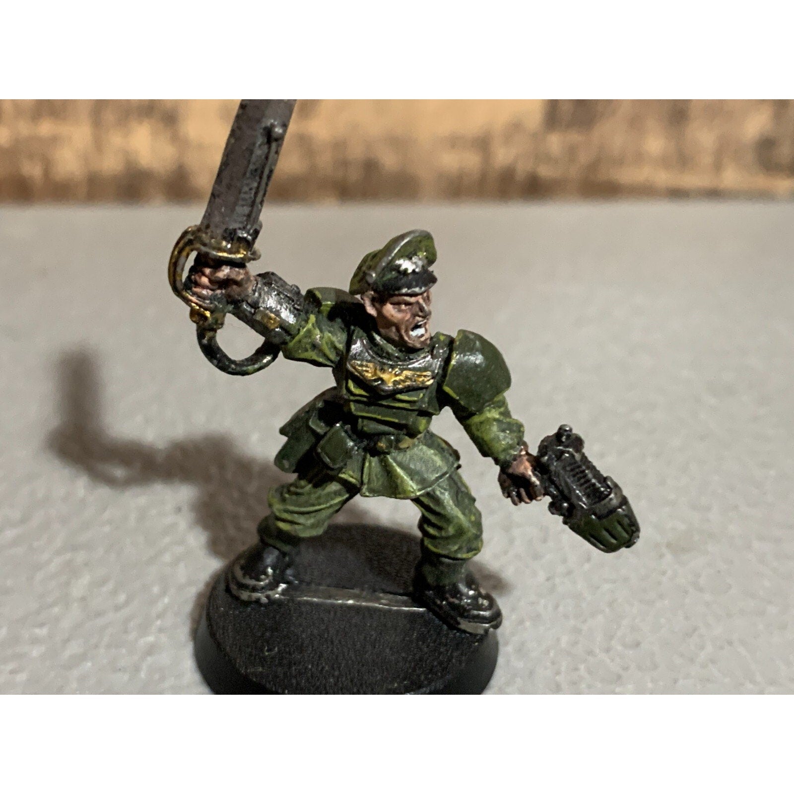 A17311 WARHAMMER 40K ASTRA IG GUARD METAL CADIAN OFFICER SERGEANT POWER SWORD GW