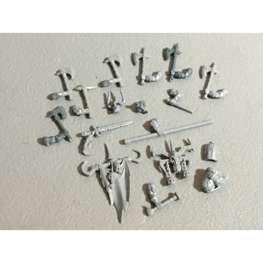 A22180 WARHAMMER FANTASY CHAOS MORTALS BITS LOT MIXED MARAUDER COMMAND & ARMS GW