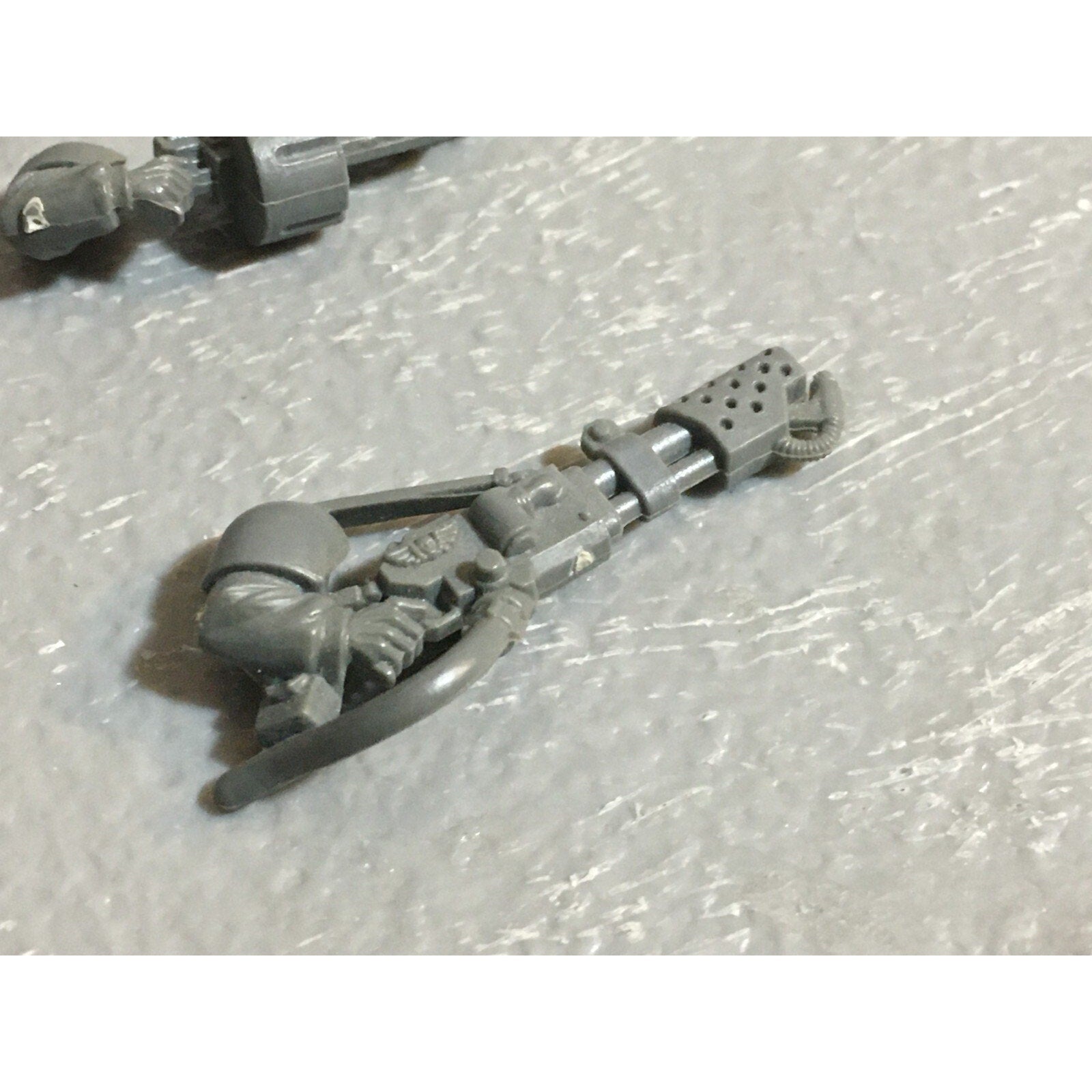 A17851 WARHAMMER 40K ASTRA IG GUARD TANK COMMANDER & SPECIAL WEAPONS BITS LOT