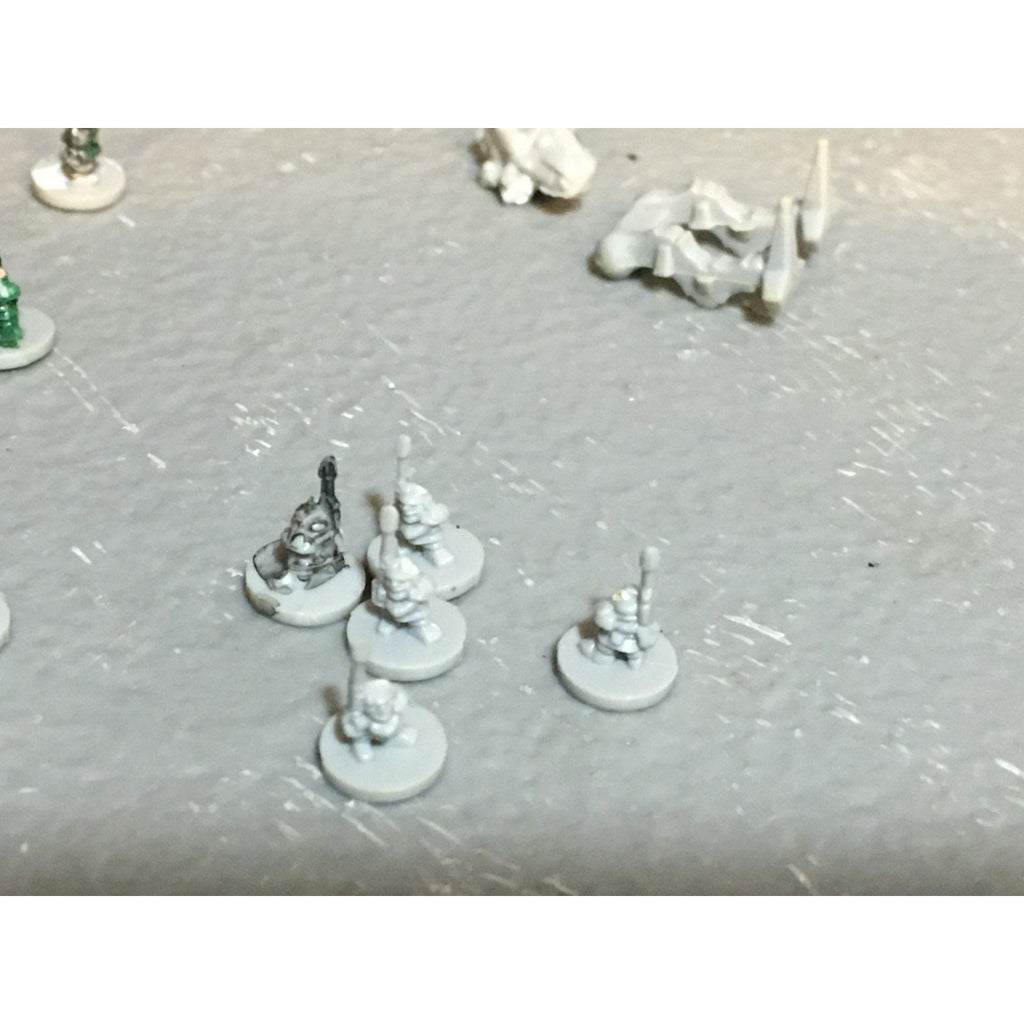 A24574 EPIC 40K IMPERIAL GUARD SQUATS WARRIORS 18 PC + WAR WALKER MISS GUN GW