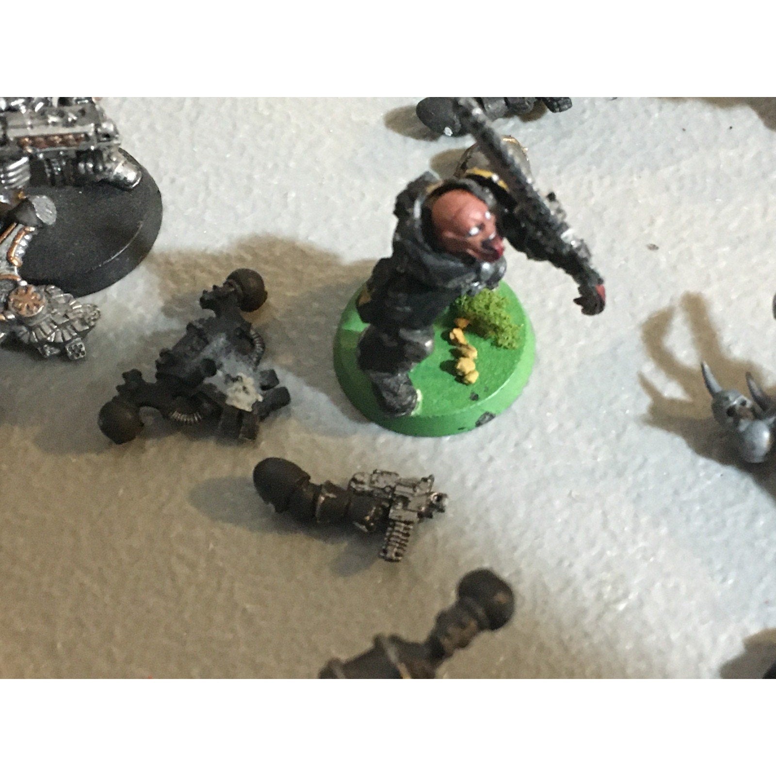 A29237 WARHAMMER 40K CHAOS SPACE MARINES LEGIONARIES 10 PK MISS 4 SHOULDER PADS