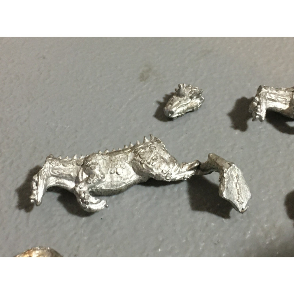 A20382 WARHAMMER FANTASY DARK ELVES METAL COLD ONE 2 PK INCOMPLETE