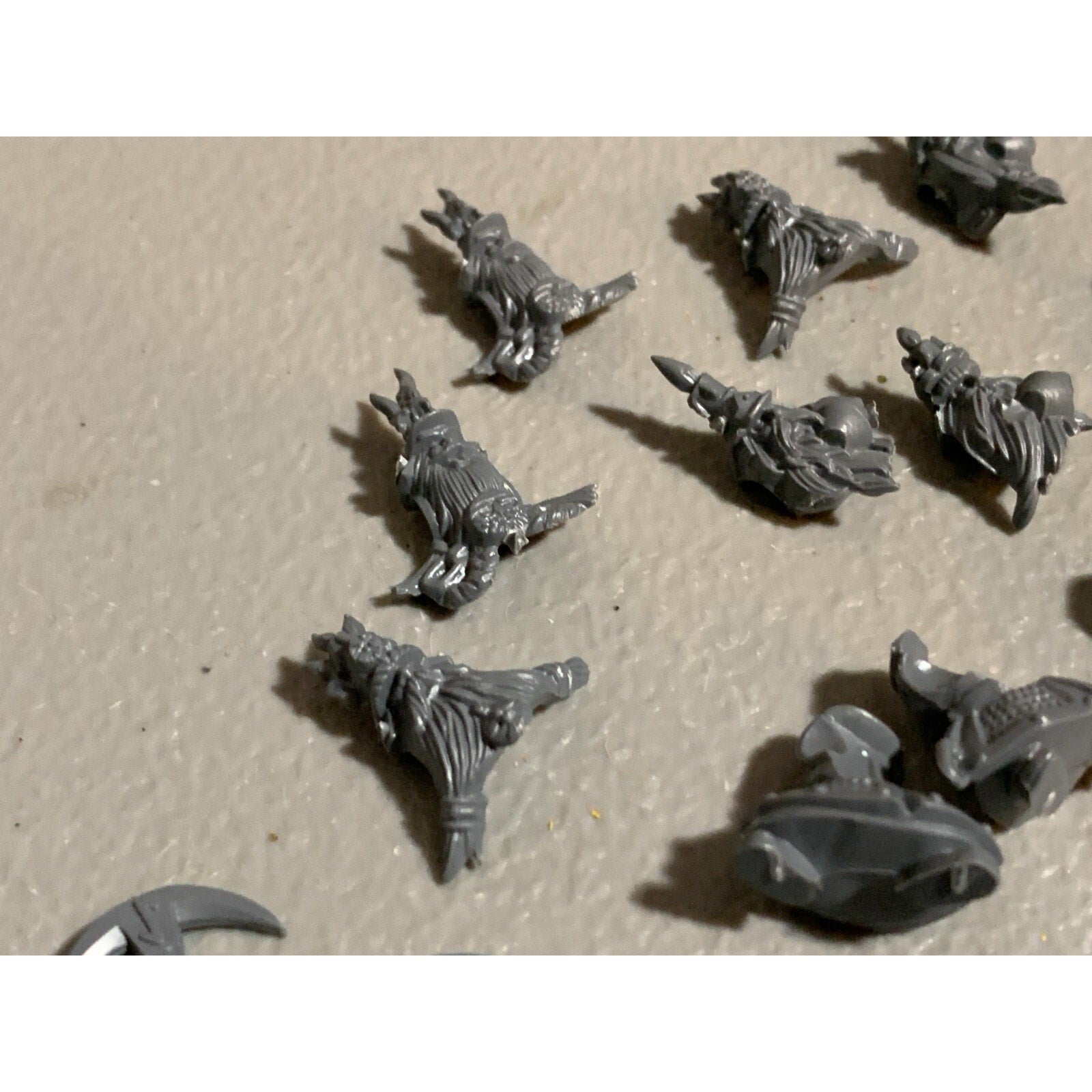 A16701 WARHAMMER AOS FANTASY DWARFS DWARVES MINERS & BITS LOT