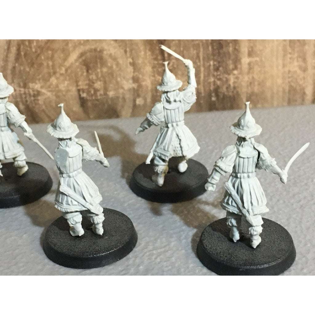 A30401 LOTR LORD RINGS GAMES WORKSHOP LAKE-TOWN GUARD 5 PK MISS 1 ARM FINECAST