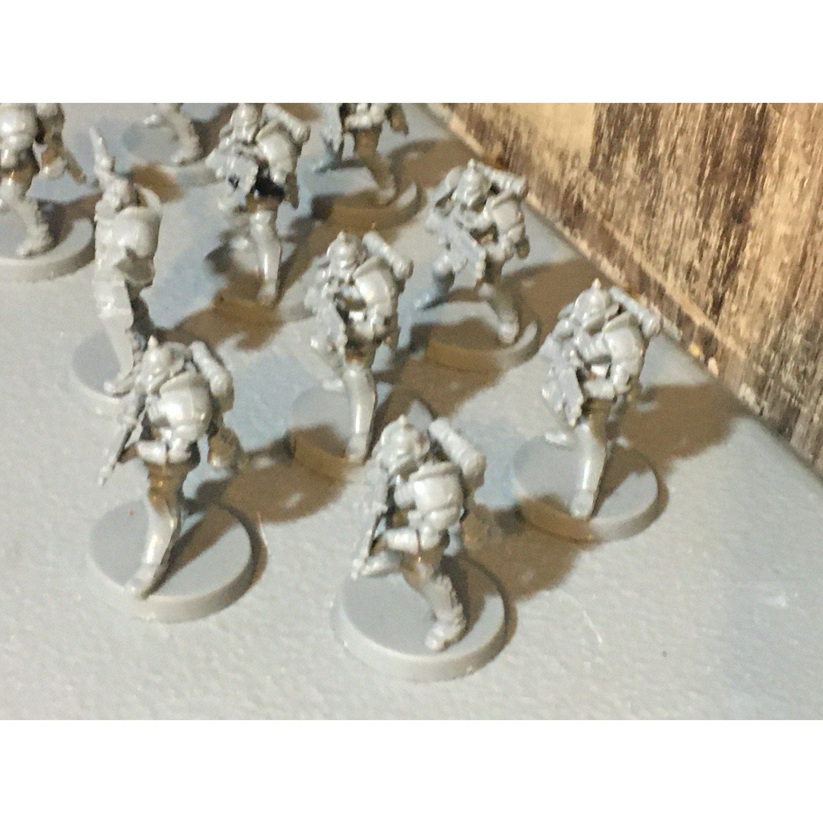 A30062 UNKNOWN TABLE TOP SCI-FI POWER ARMOR SOLDIERS 10 PK WAR GAMES