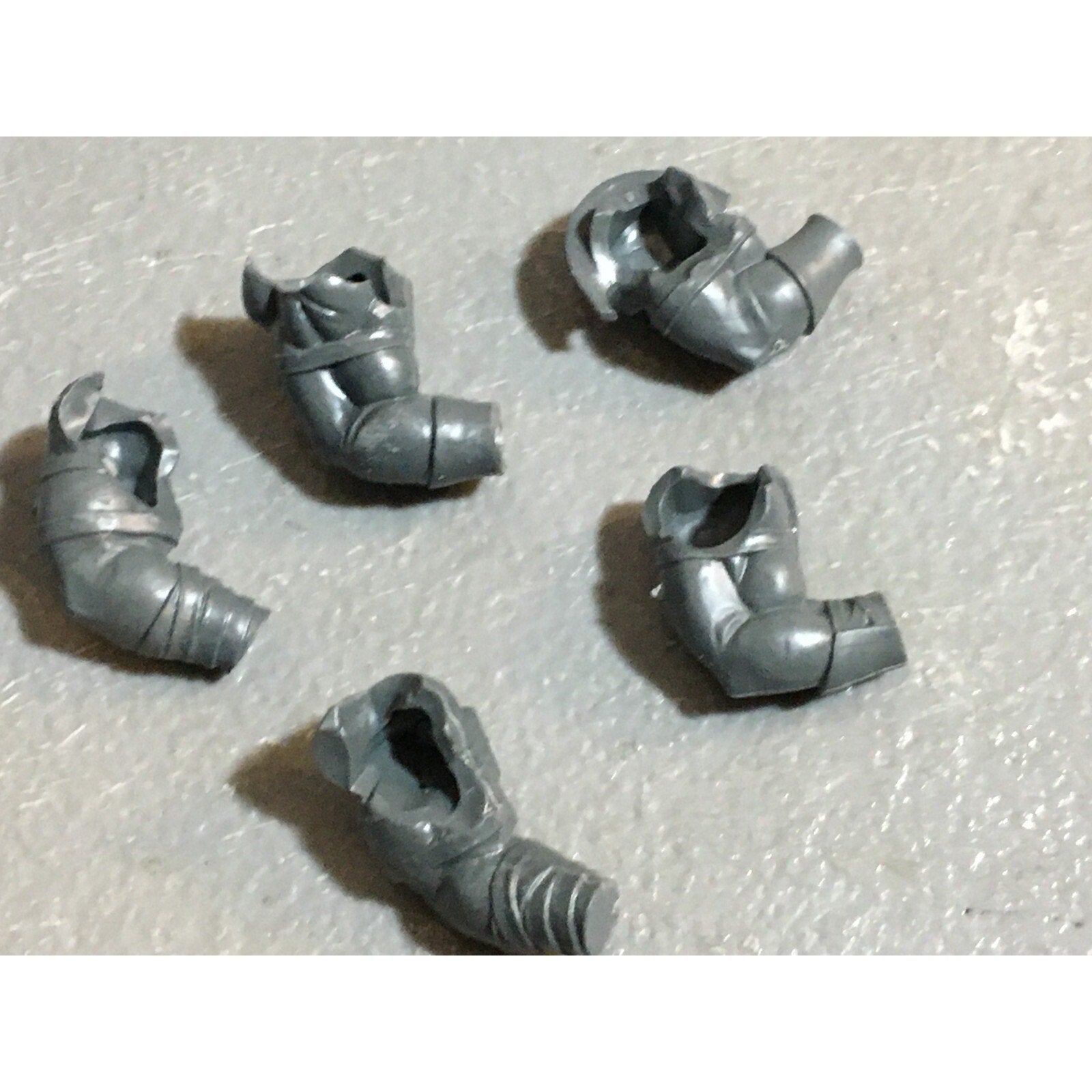 A23168 WARHAMMER FANTASY CHAOS BEASTMEN BITS LOT MINOTAUR ARMS GW GAMES WORKSHOP