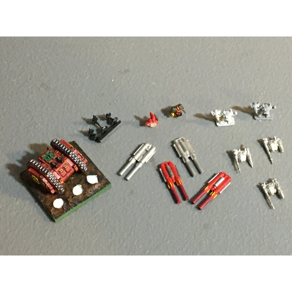 A24890 WARHAMMER 40K EPIC RANDOM BITS LOT INCOMPLETE SOME METAL ELDAR CHAOS GW