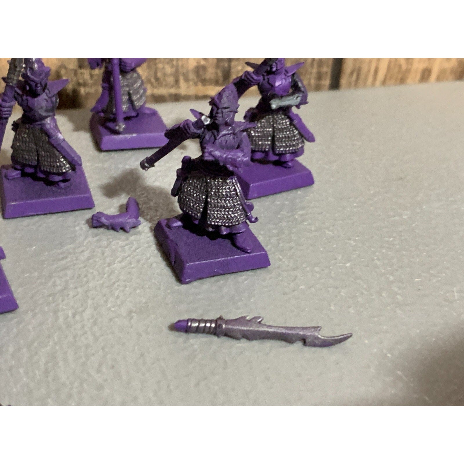 A16903 WARHAMMER AOS FANTASY DARK ELVES SPEARMEN 10 PACK MISS 2 SHIELDS GW