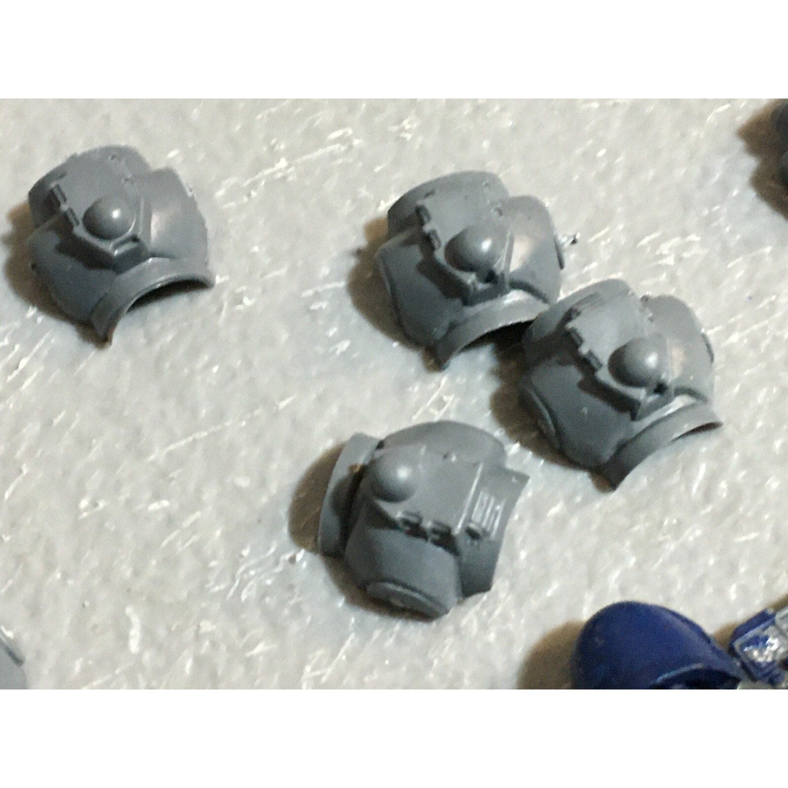 A23159 WARHAMMER 40K SPACE MARINES BITS LOT TORSOS SPECIALS GAMES WORKSHOP GW