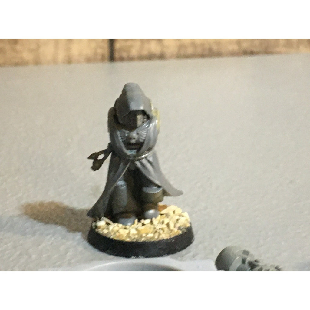 A25111 WARHAMMER 40K SPACE MARINES BITS LOT POWERFIST GUNS BACKPACK GW