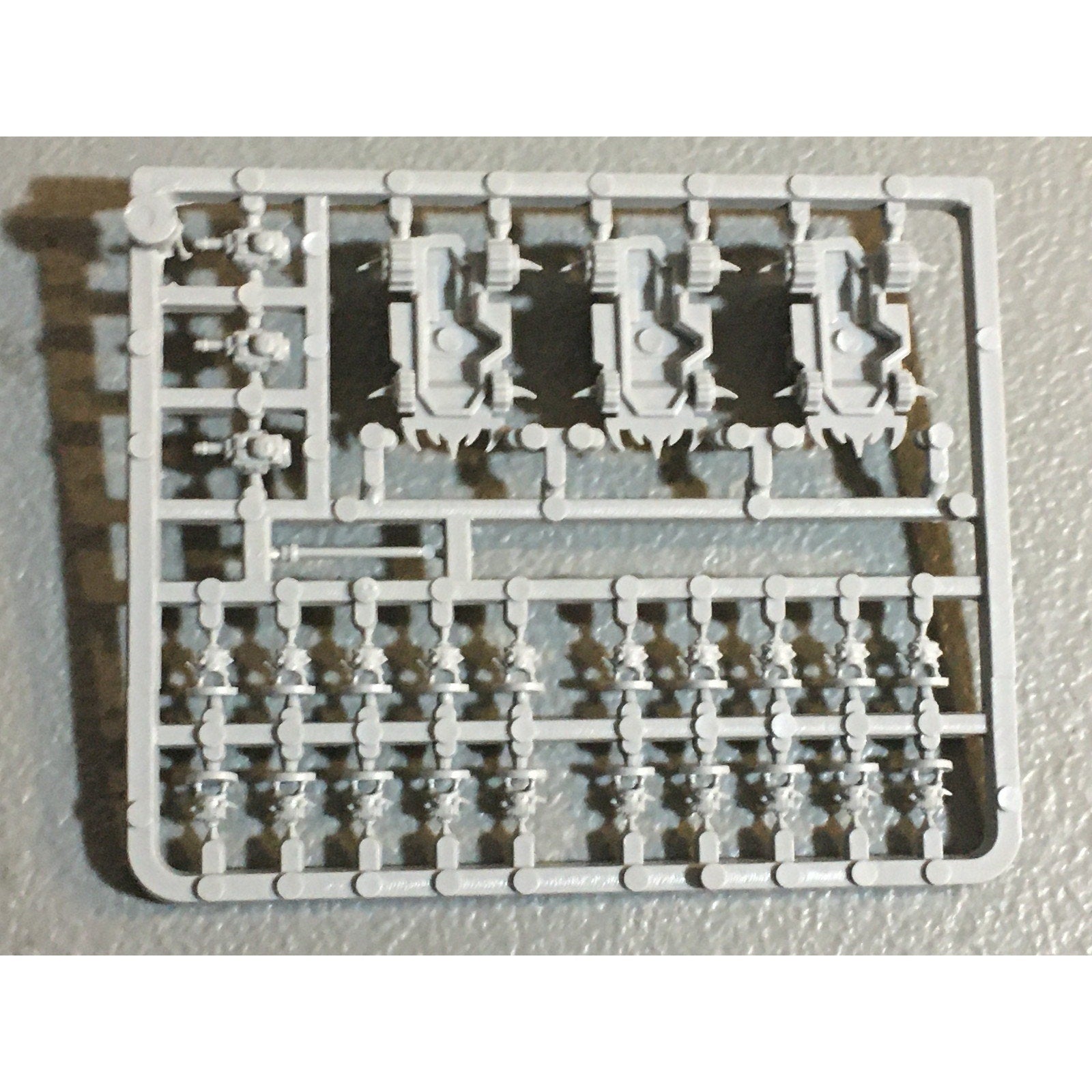 A31702 WARHAMMER EPIC 40K SPACE ORKS SPRUE BOYZ & BATTLEWAGONS GW