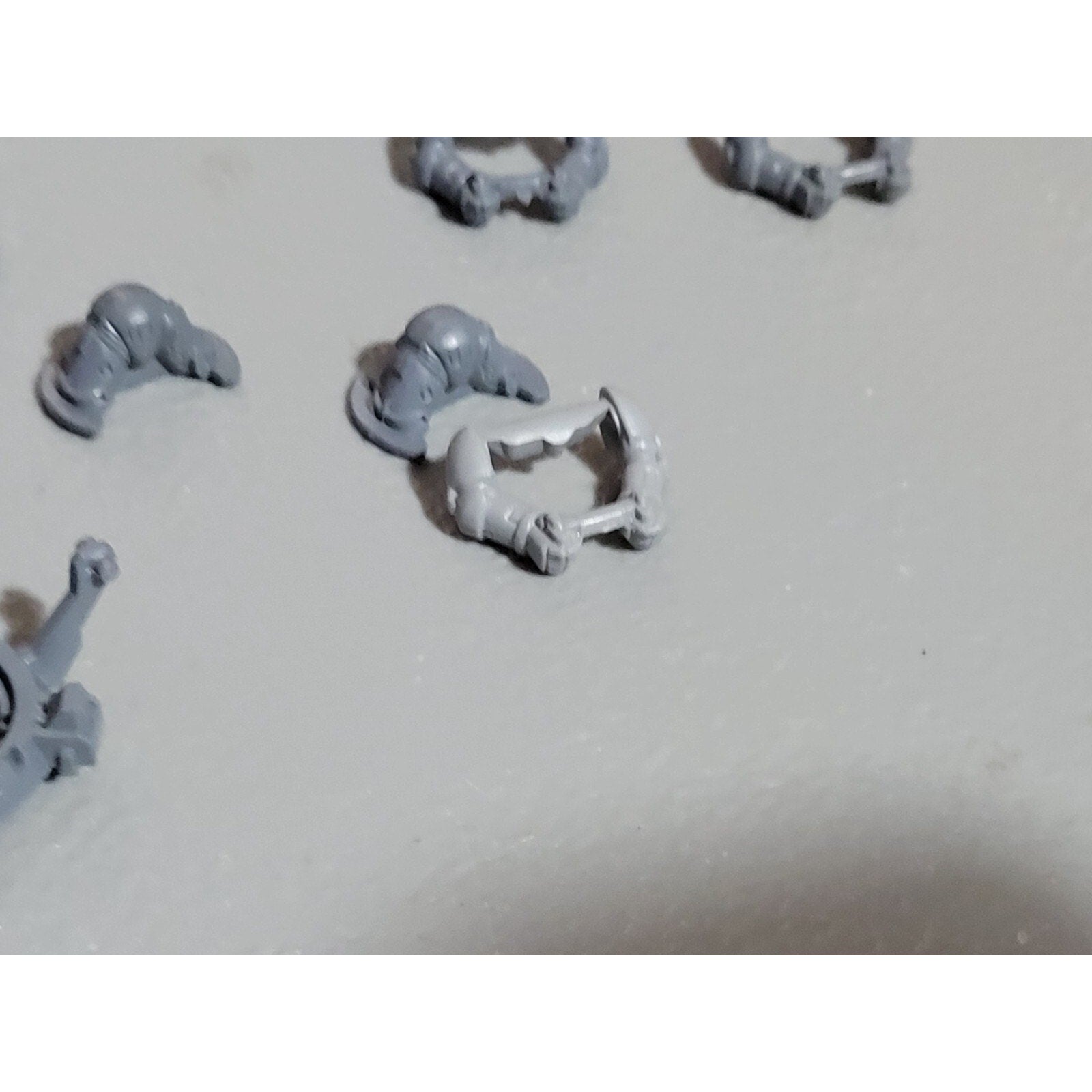 A18905 WARHAMMER 40K SPACE MARINES BITS LOT TANK VEHICLE RHINO RAZORBACK PRED