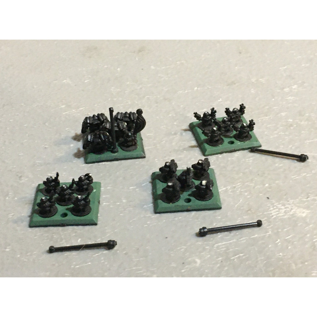 A25135 WARHAMMER 40K EPIC SQUATS SQUAT MIXED WARRIORS 4 STANDS GW