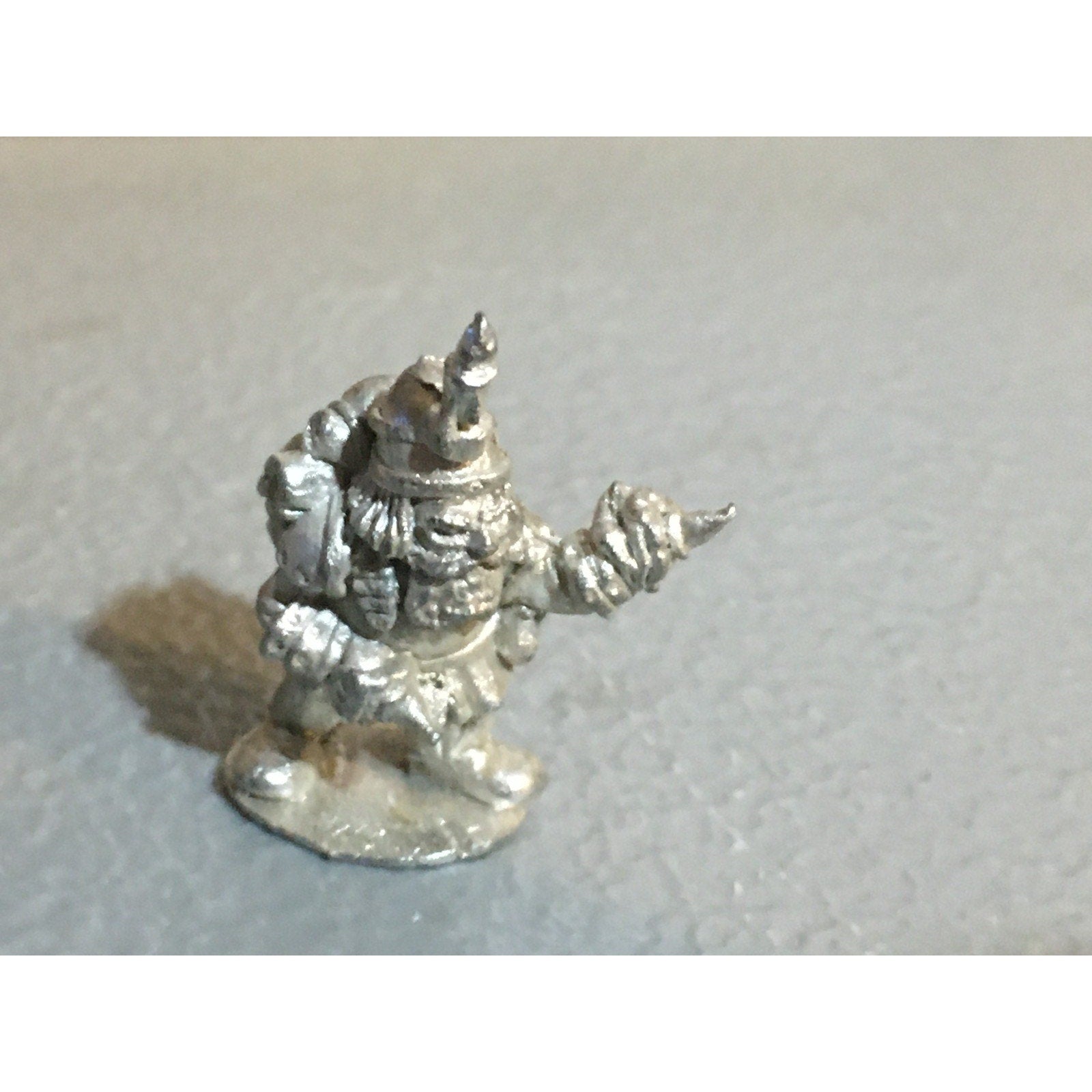 A32707 ALTERNATIVE ARMIES METAL MINIATURES DWARVES DH7 DWARF CAVERN FIGHTERS 4/5