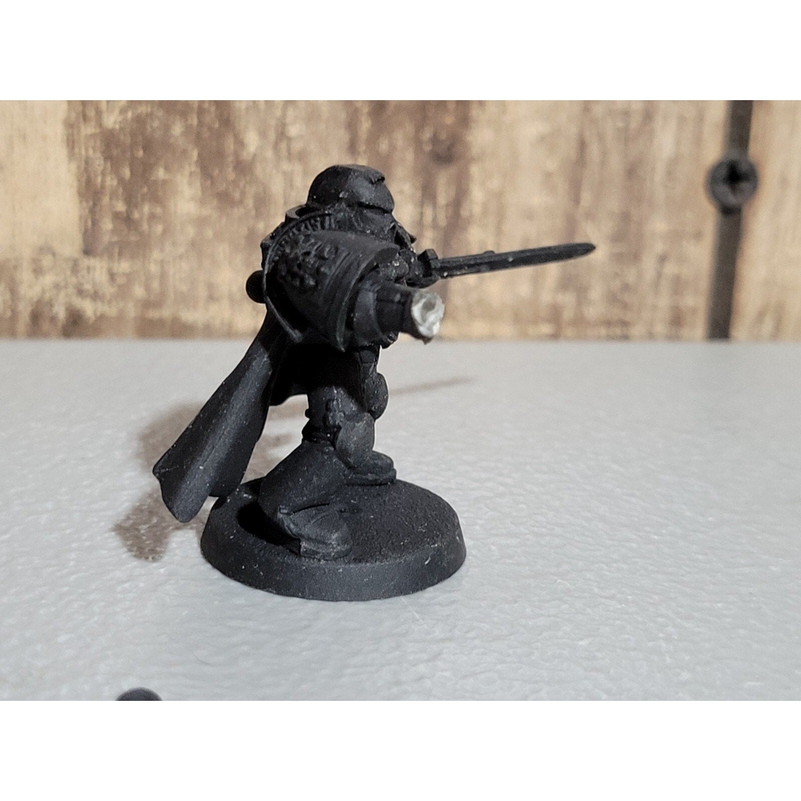 A18416 WARHAMMER 40K SPACE MARINES CAPTAIN LIEUTENANT POWER SWORD MISS BACKPACK