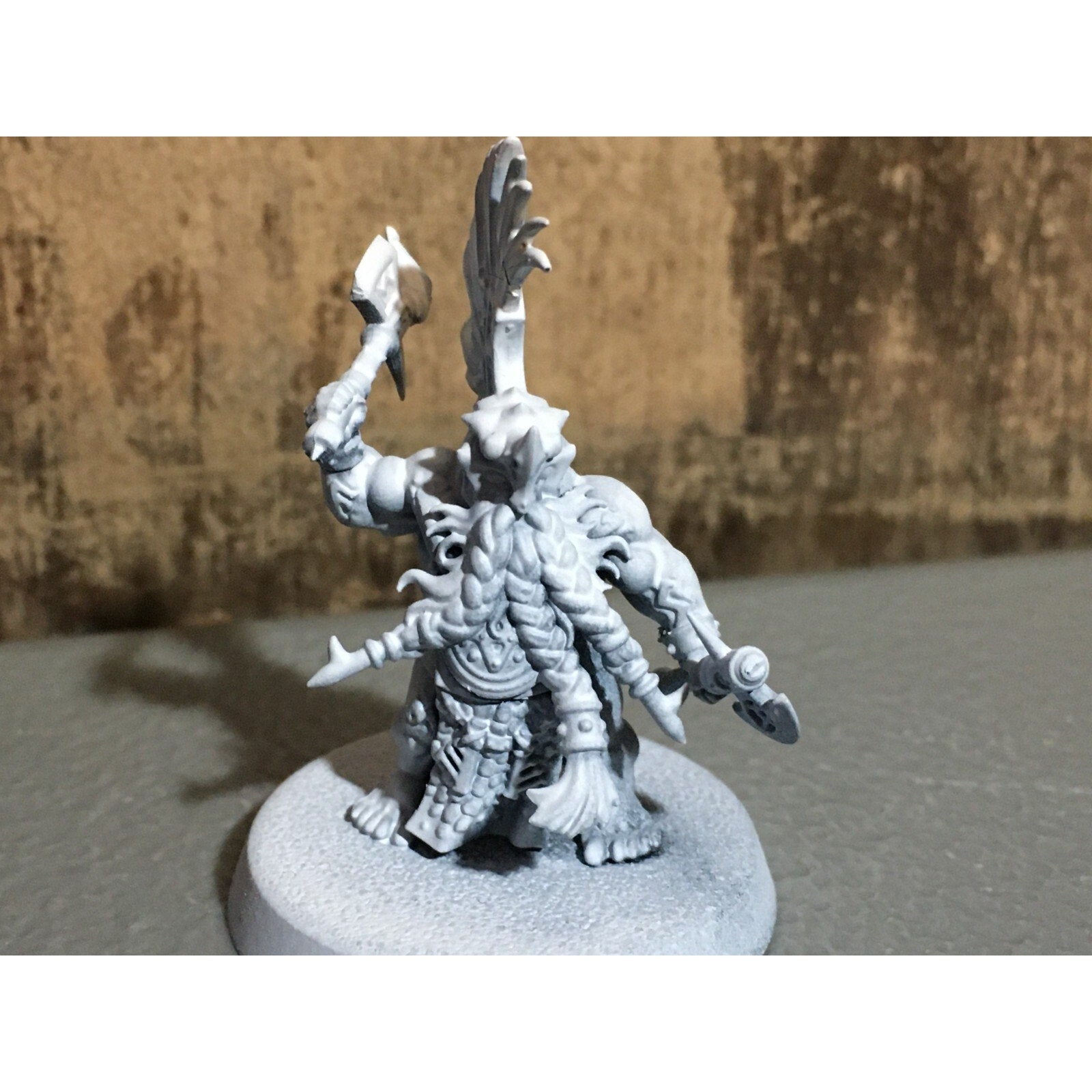 A20169 WARHAMMER FANTASY AOS FYRESLAYERS RUNESON PRIMED