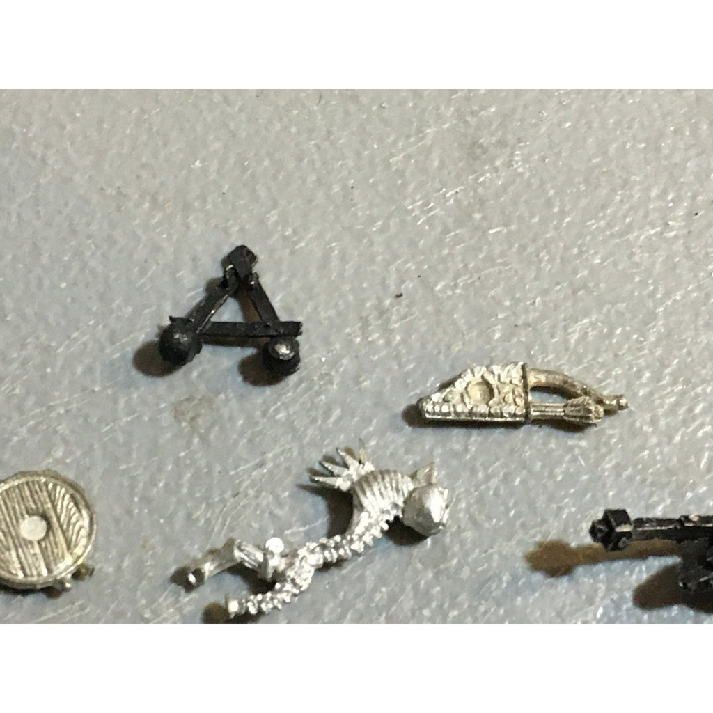 A32491 WARHAMMER FANTASY METAL MIXED BITS LOT HIGH ELVES UNDEAD BALLISTA GW