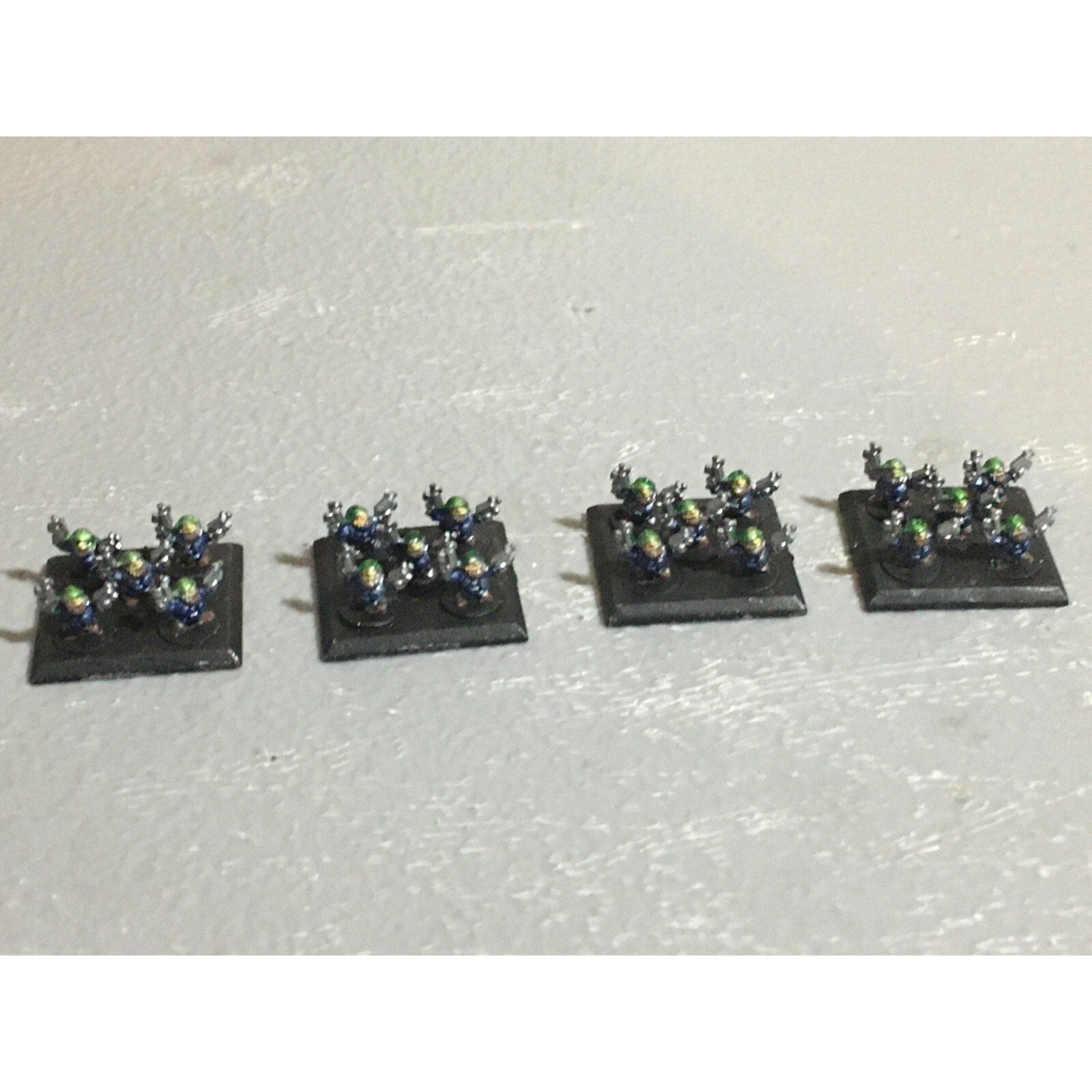 A16270 EPIC WARHAMMER 40K SPACE MARINES SQUATS 4 STANDS GW GAMES WORKSHOP