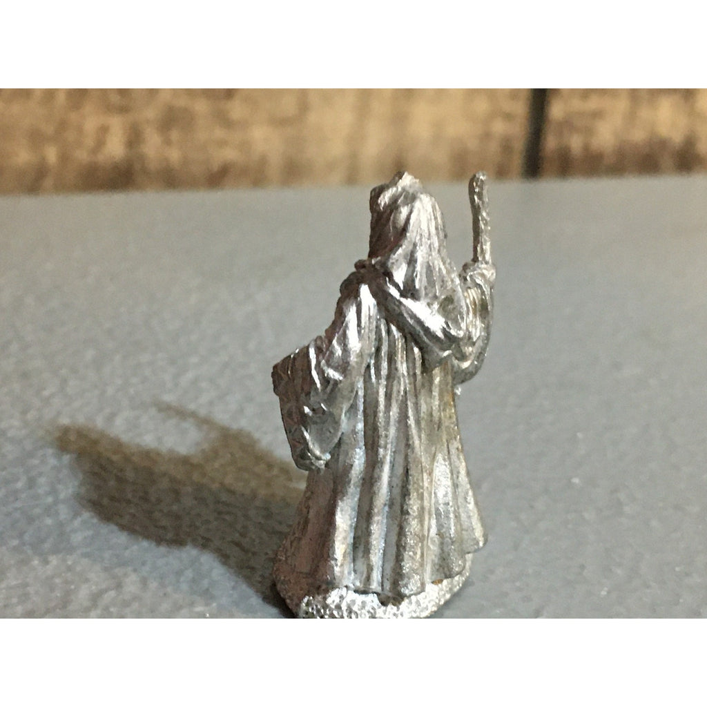A29803 METAL UNKNOWN TABLETOP WARGAMES RPG WOMAN WIZARD SORCERESS MAGE