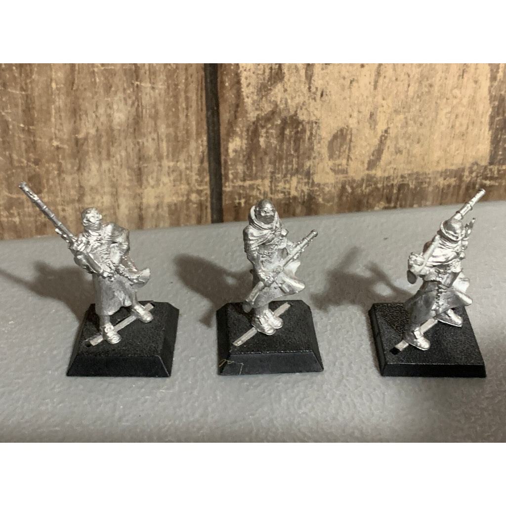 A10505 RACKHAM CONFRONTATION METAL OOP GRIFFIN FUSELIERS