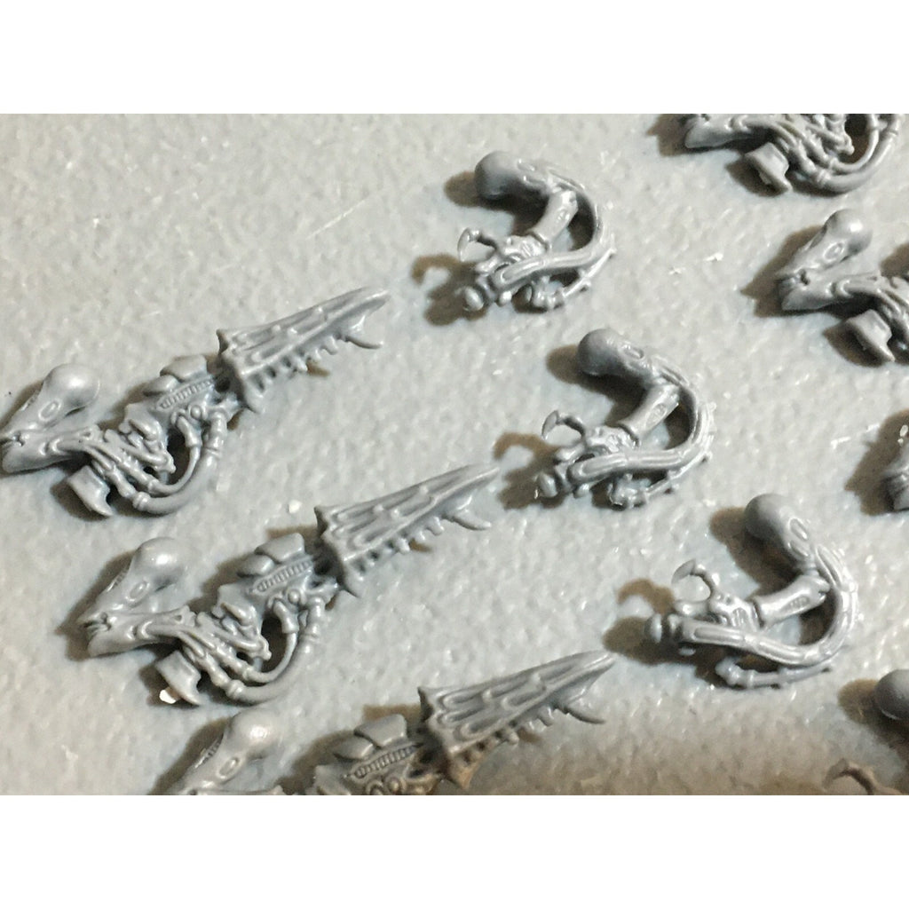 A23052 WARHAMMER 40K TYRANIDS BITS LOT DEVOURERS TERMAGANTS GAMES WORKSHOP GW