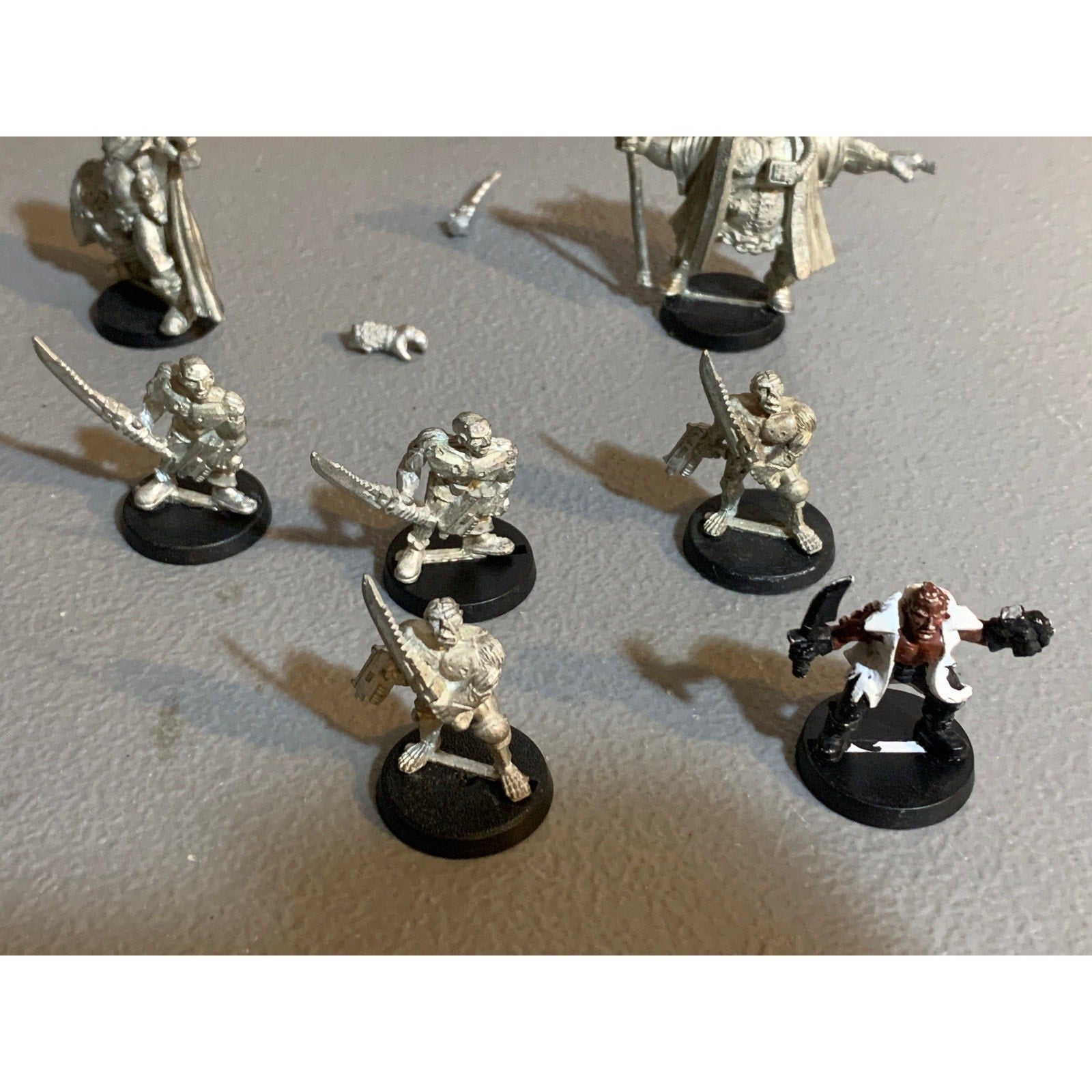 A31446 WARZONE MUTANT CHRONICLES TARGET HHG METAL DARK LEGION CUSTOM ARM & BLADE