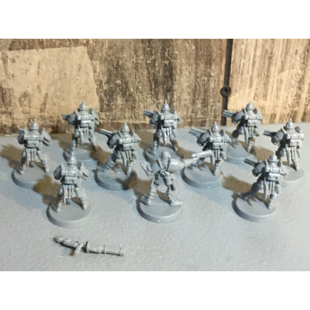 A30062 UNKNOWN TABLE TOP SCI-FI POWER ARMOR SOLDIERS 10 PK WAR GAMES
