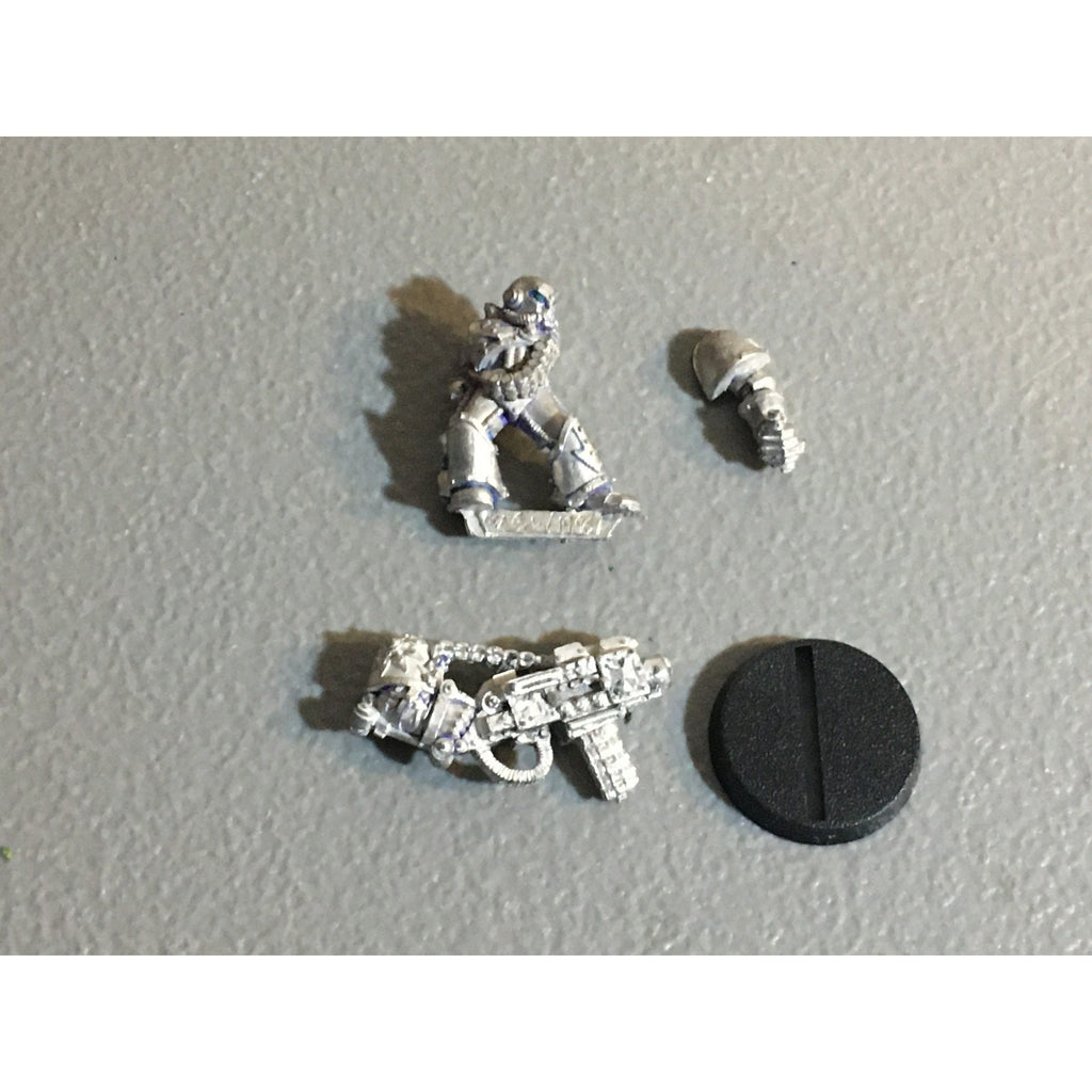 A31173 WARHAMMER 40K CHAOS SPACE MARINES METAL HAVOC W HEAVY BOLTER GW