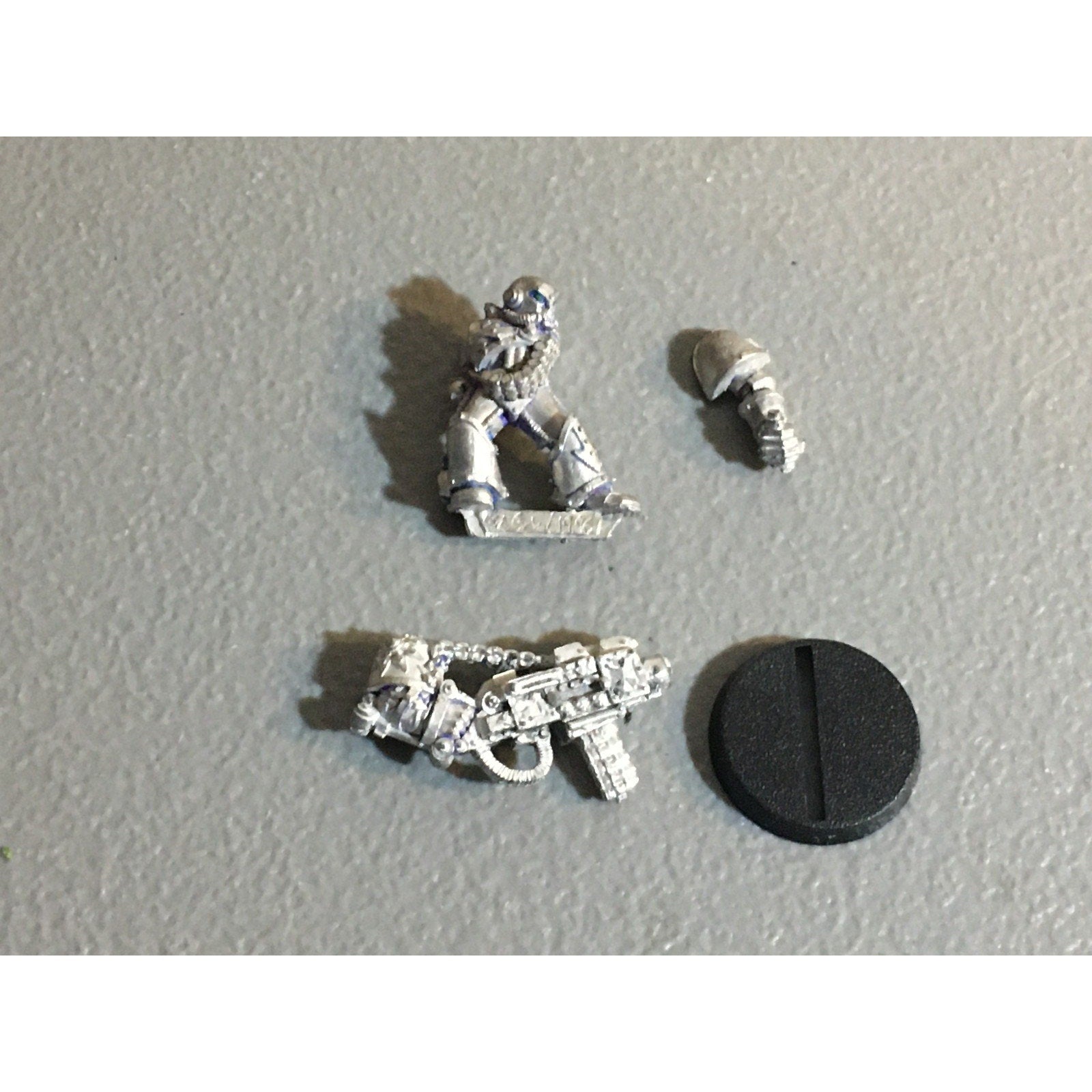 A31173 WARHAMMER 40K CHAOS SPACE MARINES METAL HAVOC W HEAVY BOLTER GW