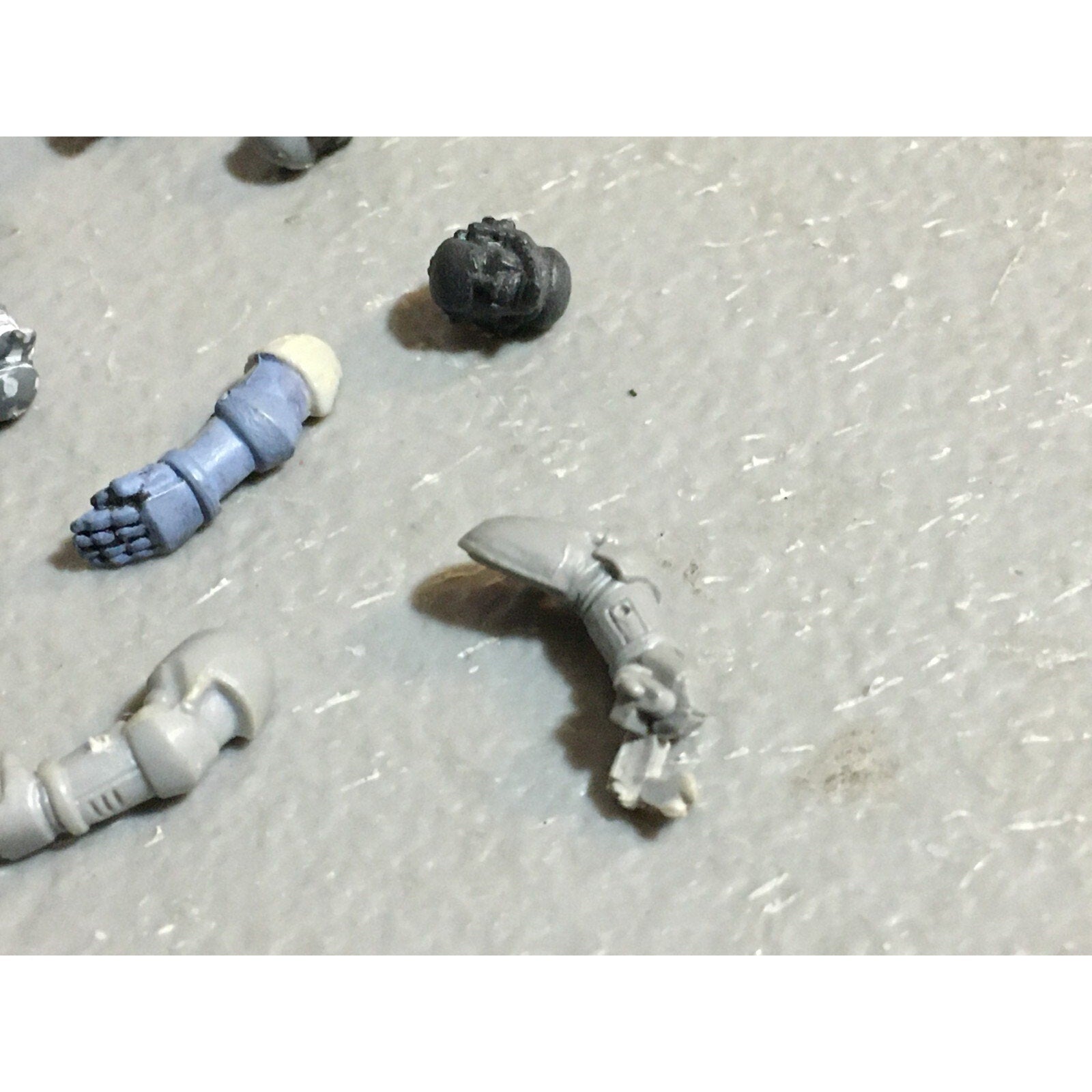 A23463 WARHAMMER 40K SPACE MARINES BITS LOT ARMS HEADS GAMES WORKSHOP GW