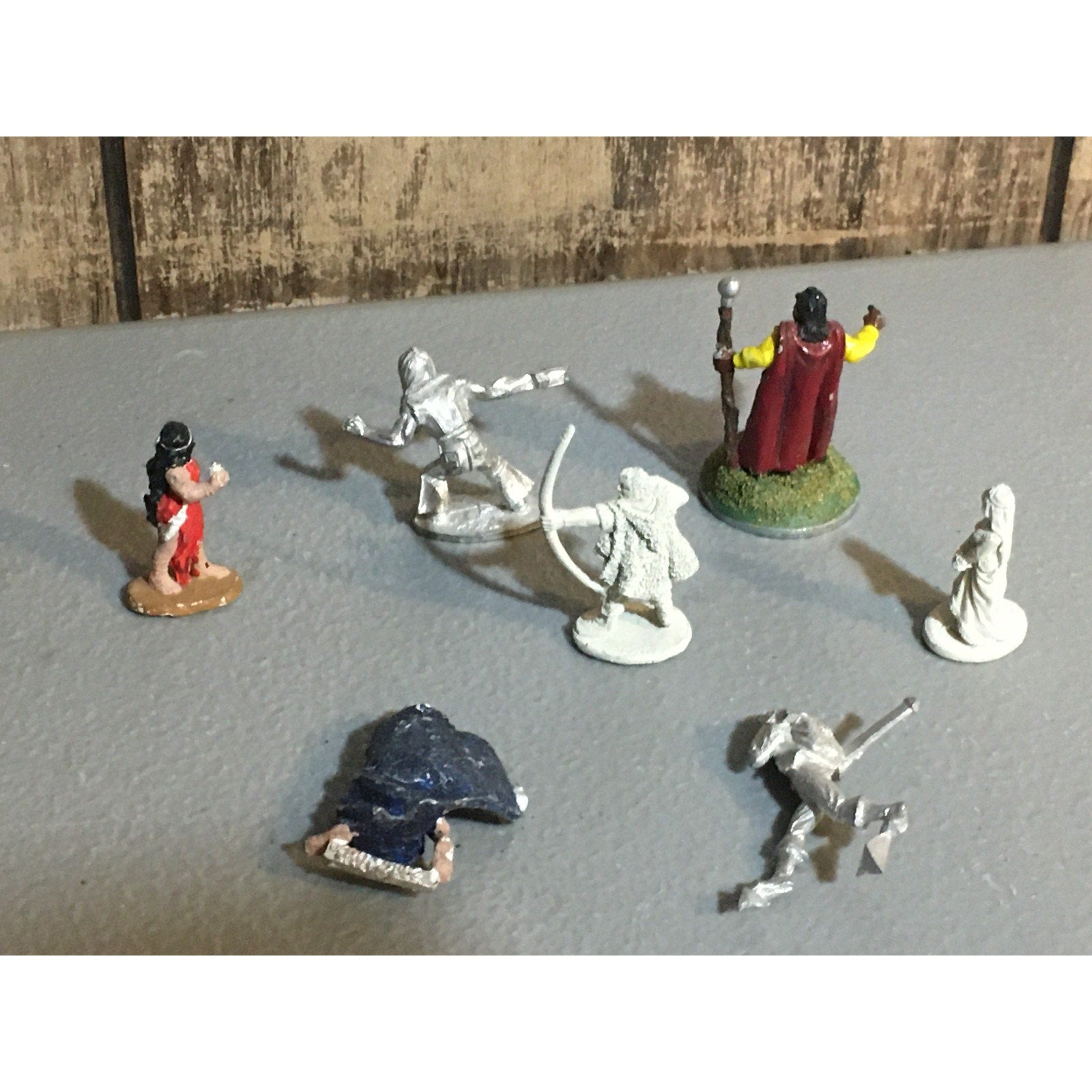 A34022 UNKNOWN METAL MINIATURES MIXED HUMAN MAGE FEMALE TABLETOP RPG