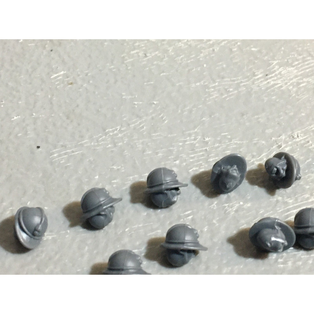 A23032 WARGAMES ATLANTIC HEADS FRENCH ADRIAN HELMET & GASMASK MM BITS LOT MINIS