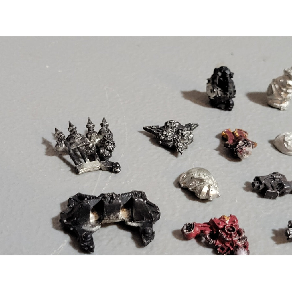 A19077 WARHAMMER 40K CHAOS SPACE MARINES ALL METAL BITS LOT