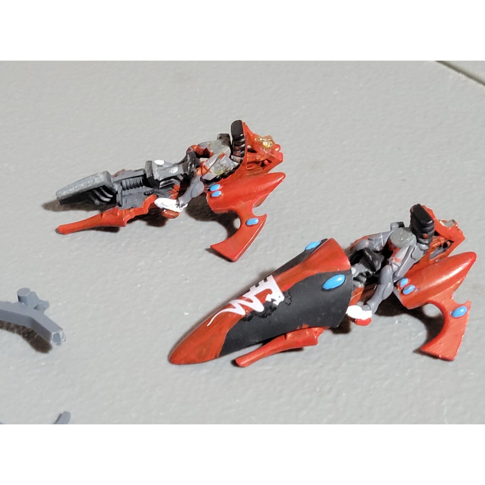 A18536 WARHAMMER 40K ELDAR CRAFTWORLDS BITS & INCOMPLETE LOT