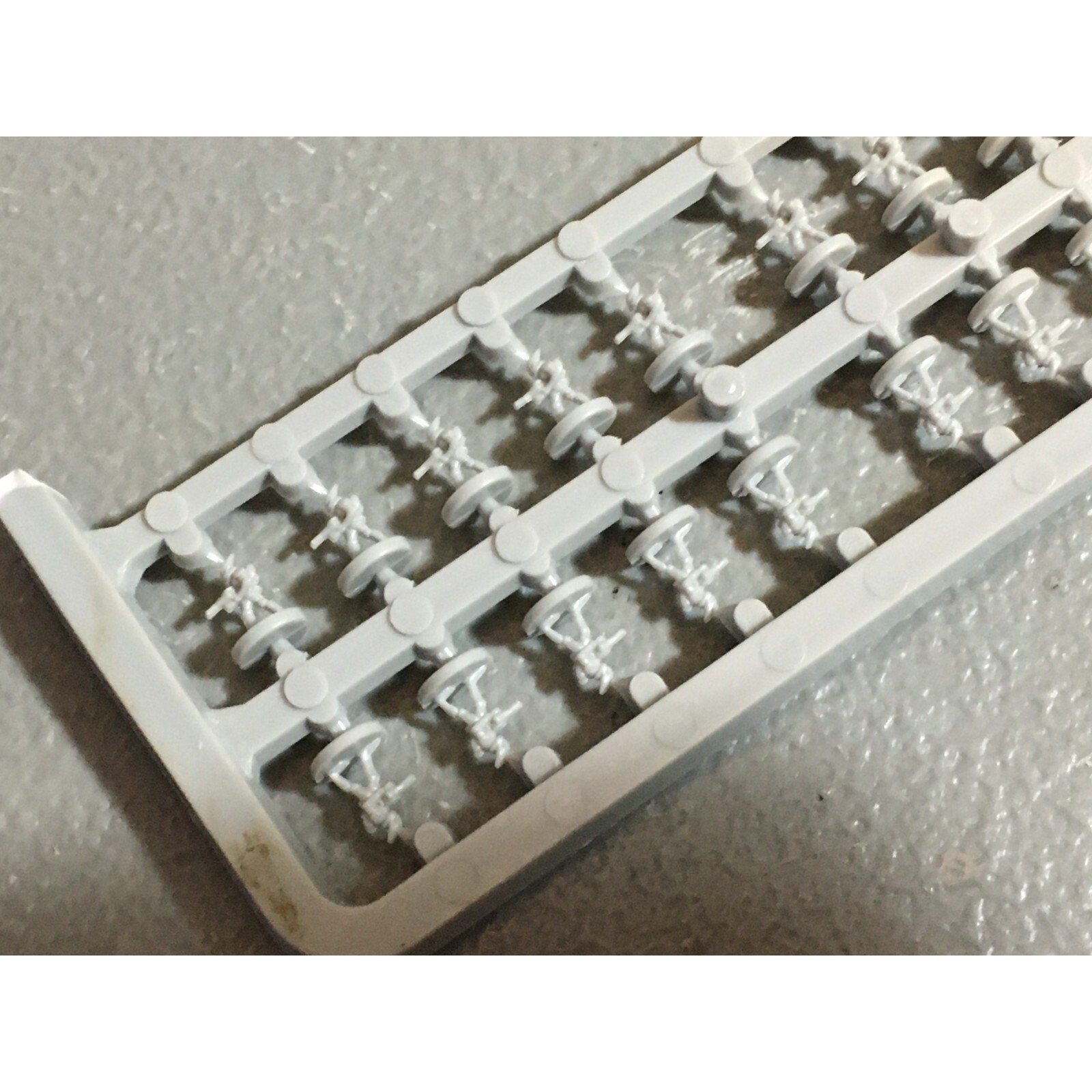 A11308 EPIC WARHAMMER 40K ELDAR CRAFTWORLDS GUARDIANS & FALCONS SPRUE 2X GW