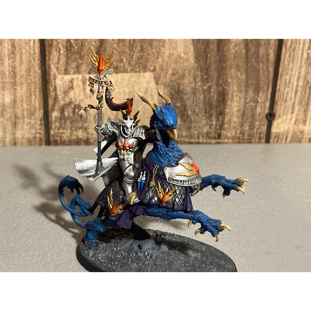 A19276 WARHAMMER AOS SIGMAR STORMCAST LORD ARCANUM GRYPH CHARGER PAINTED BASED
