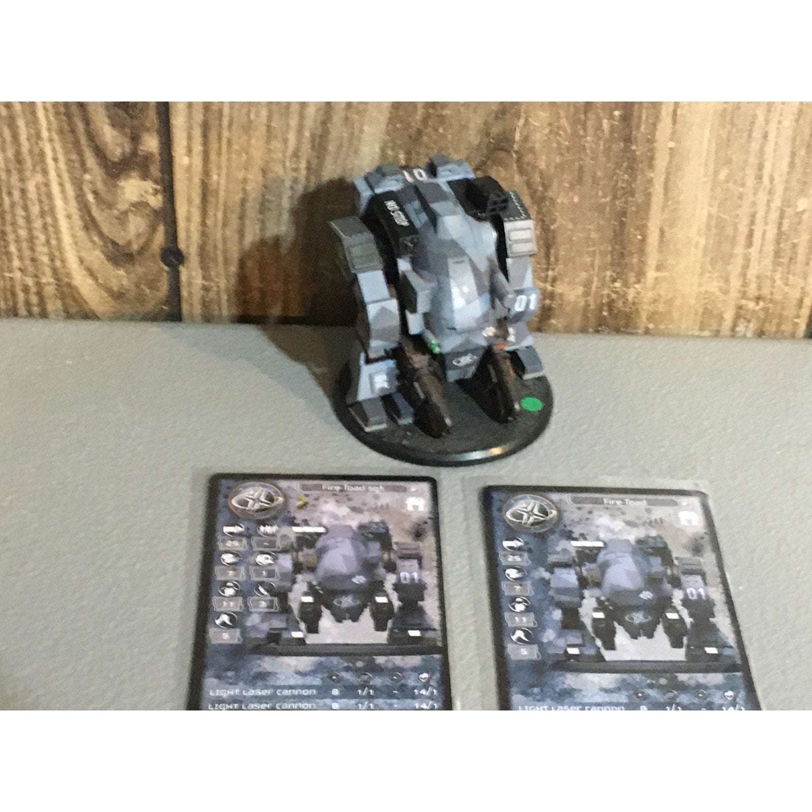 A33506 RACKHAM AT-43 UNA FIRE TOAD MINIATURE W CARDS