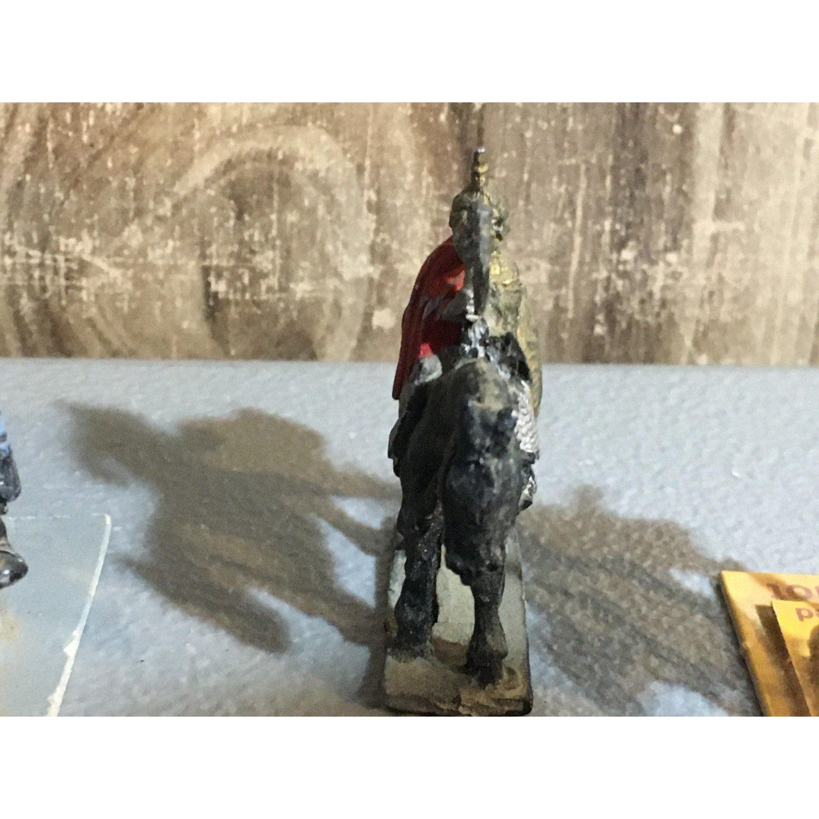 A32531 UNKNOWN METAL MINIATURES 3 PK SKELETON KNIGHT CAVALRY MISS 1 SWORD