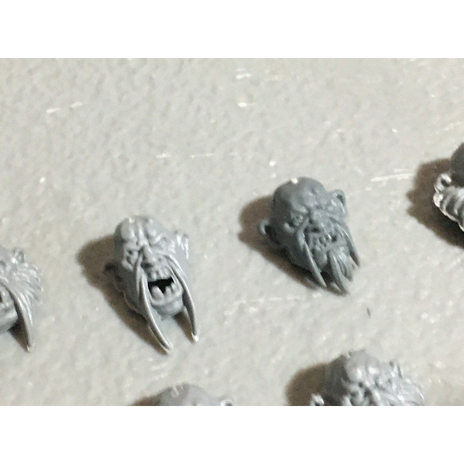 A22578 WARHAMMER FANTASY OGRE KINGDOMS BITS LOT HEADS GAMES WORKSHOP GW