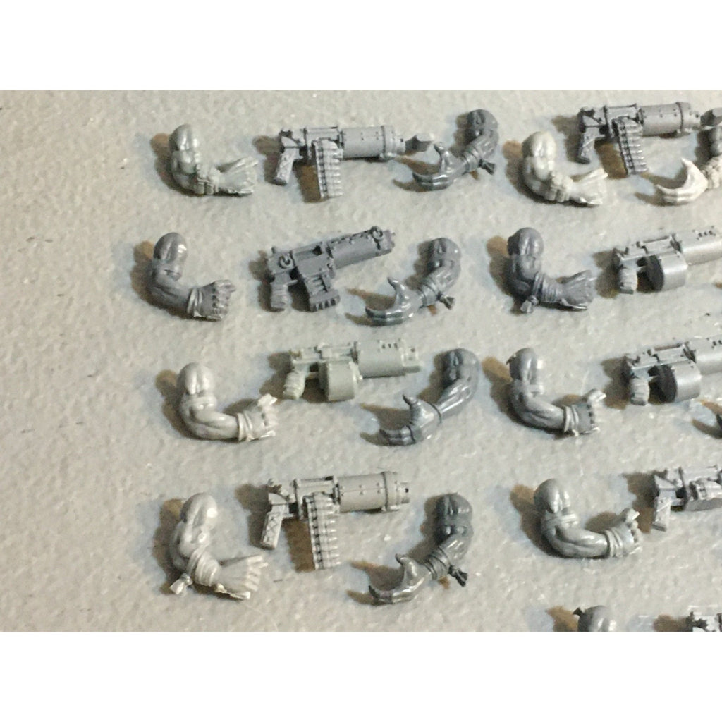 A33023 WARHAMMER 40K SPACE ORKS BITS LOT SHOOTAS ARMS GW GAMES WORKSHOP