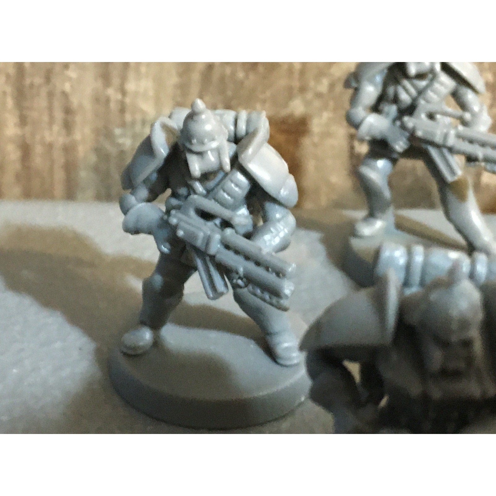 A30061 UNKNOWN TABLE TOP SCI-FI POWER ARMOR SOLDIERS 10 PK WAR GAMES