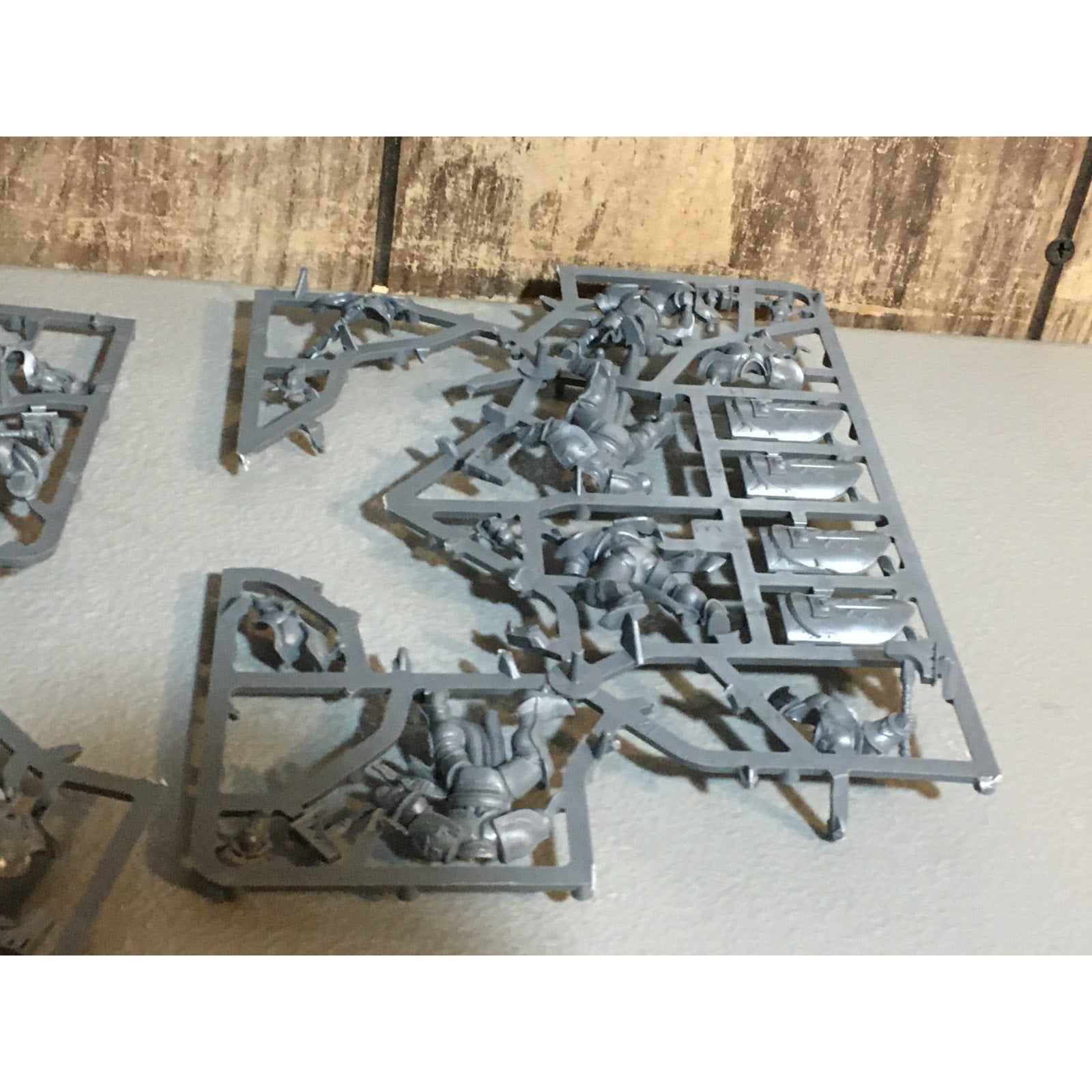 A24339 WARHAMMER AOS STORMCAST ETERNALS LIBERATORS NOS 8 PK MISS 1 SHIELD GW