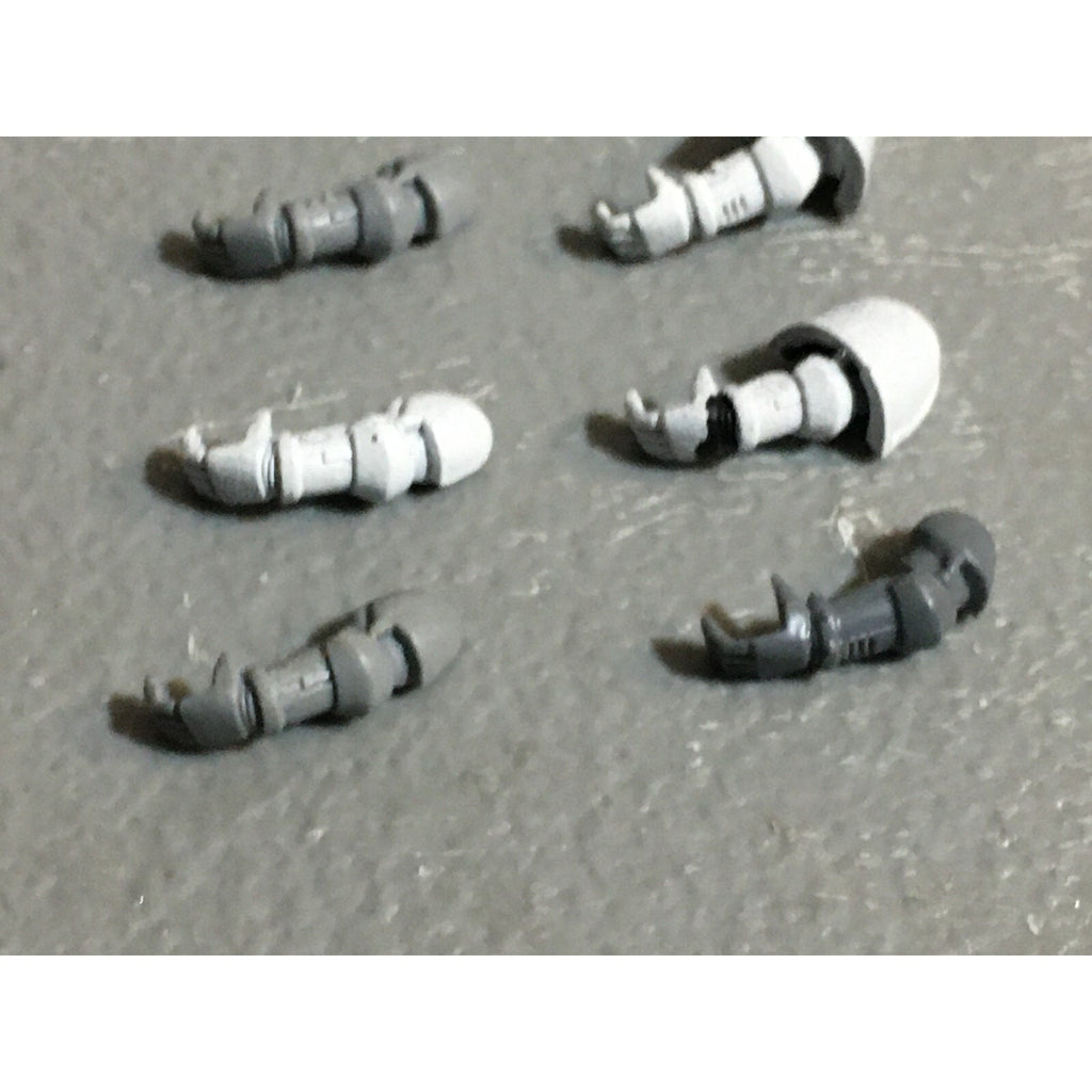 A22946 WARHAMMER 40K SPACE MARINES BITS LOT ARMS GAMES WORKSHOP GW