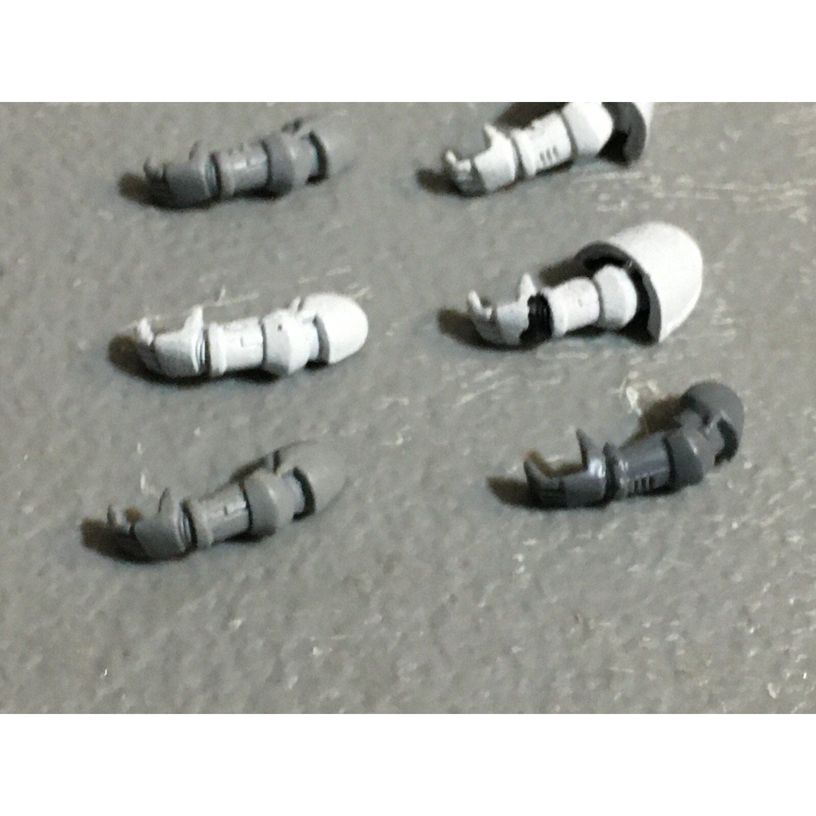 A22946 WARHAMMER 40K SPACE MARINES BITS LOT ARMS GAMES WORKSHOP GW