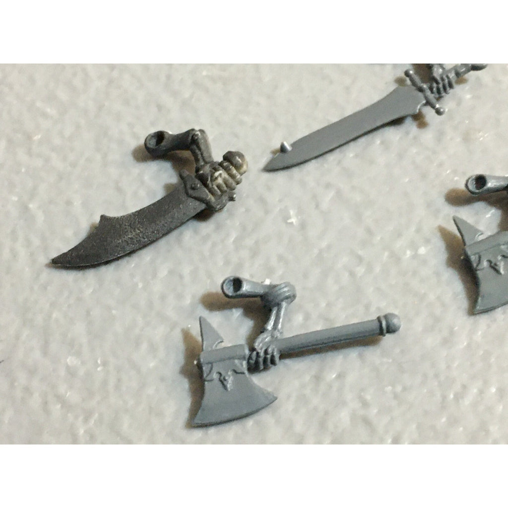A23417 WARHAMMER FANTASY VAMPIRE COUNTS BITS LOT SKELETON WIGHT SWORD AXE ARM GW