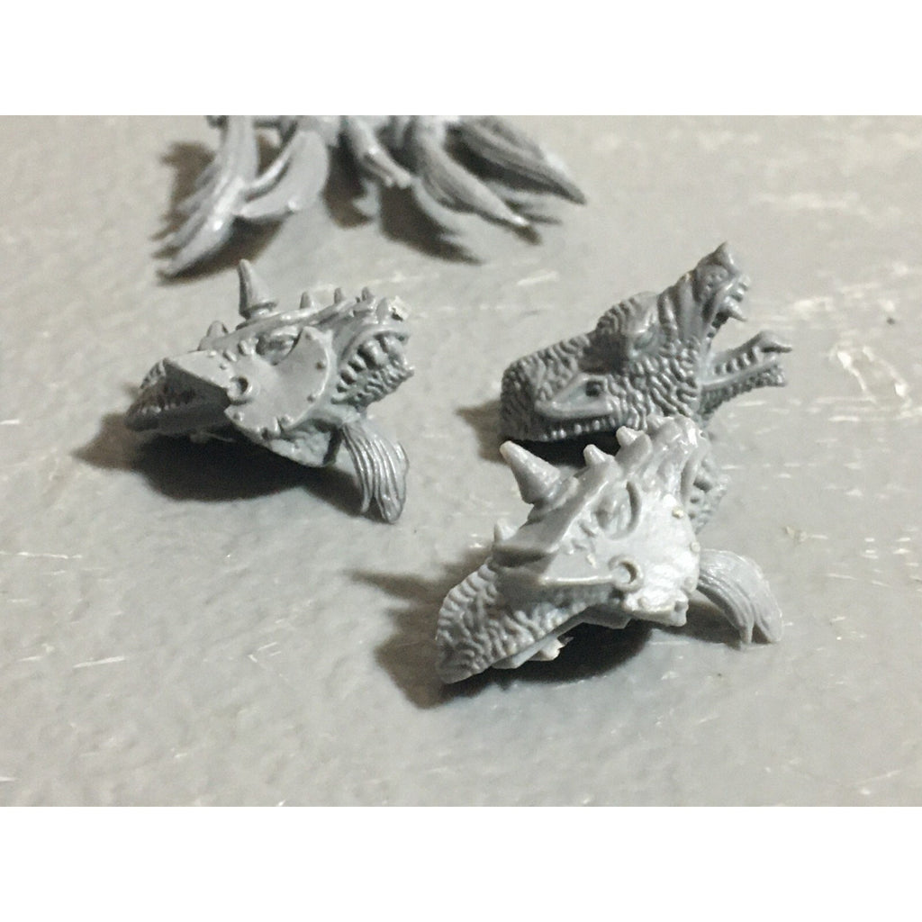 A22630 WARHAMMER FANTASY ORCS & GOBLINS BITS LOT GOBLIN WOLF RIDER ARMS GW
