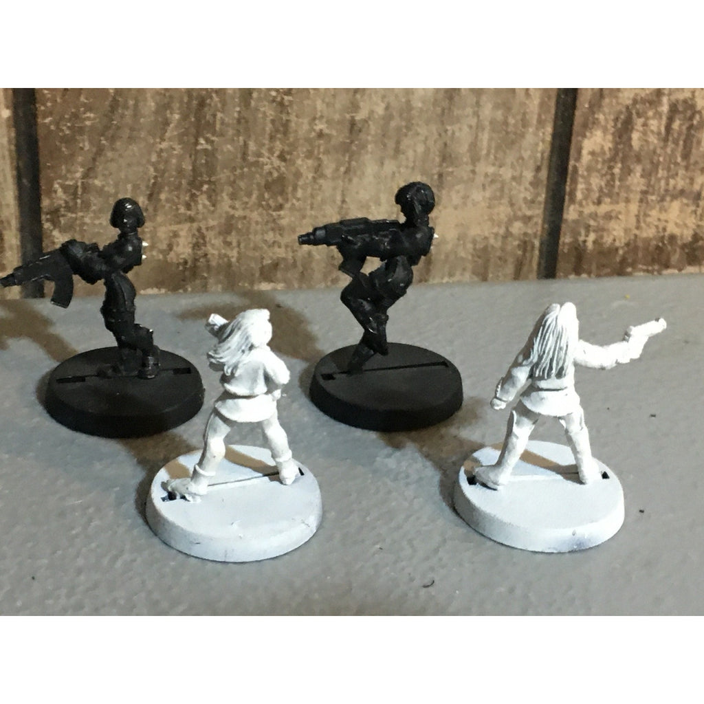 A31543 I-KORE VOID METAL FEMALE MILITIA LOT 4 PK INFANTRY CIVILIANS