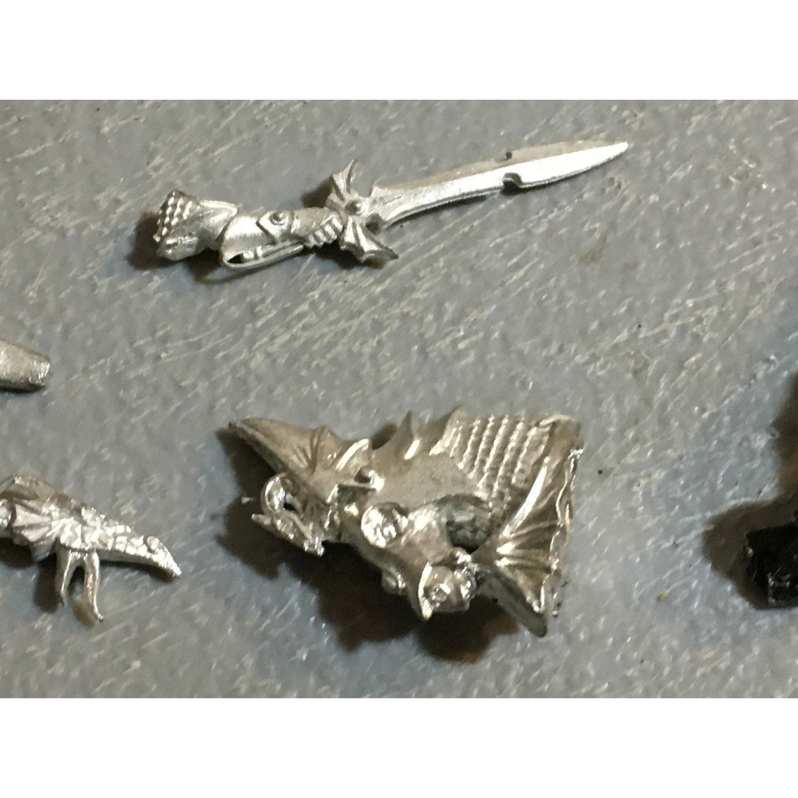 A32491 WARHAMMER FANTASY METAL MIXED BITS LOT HIGH ELVES UNDEAD BALLISTA GW